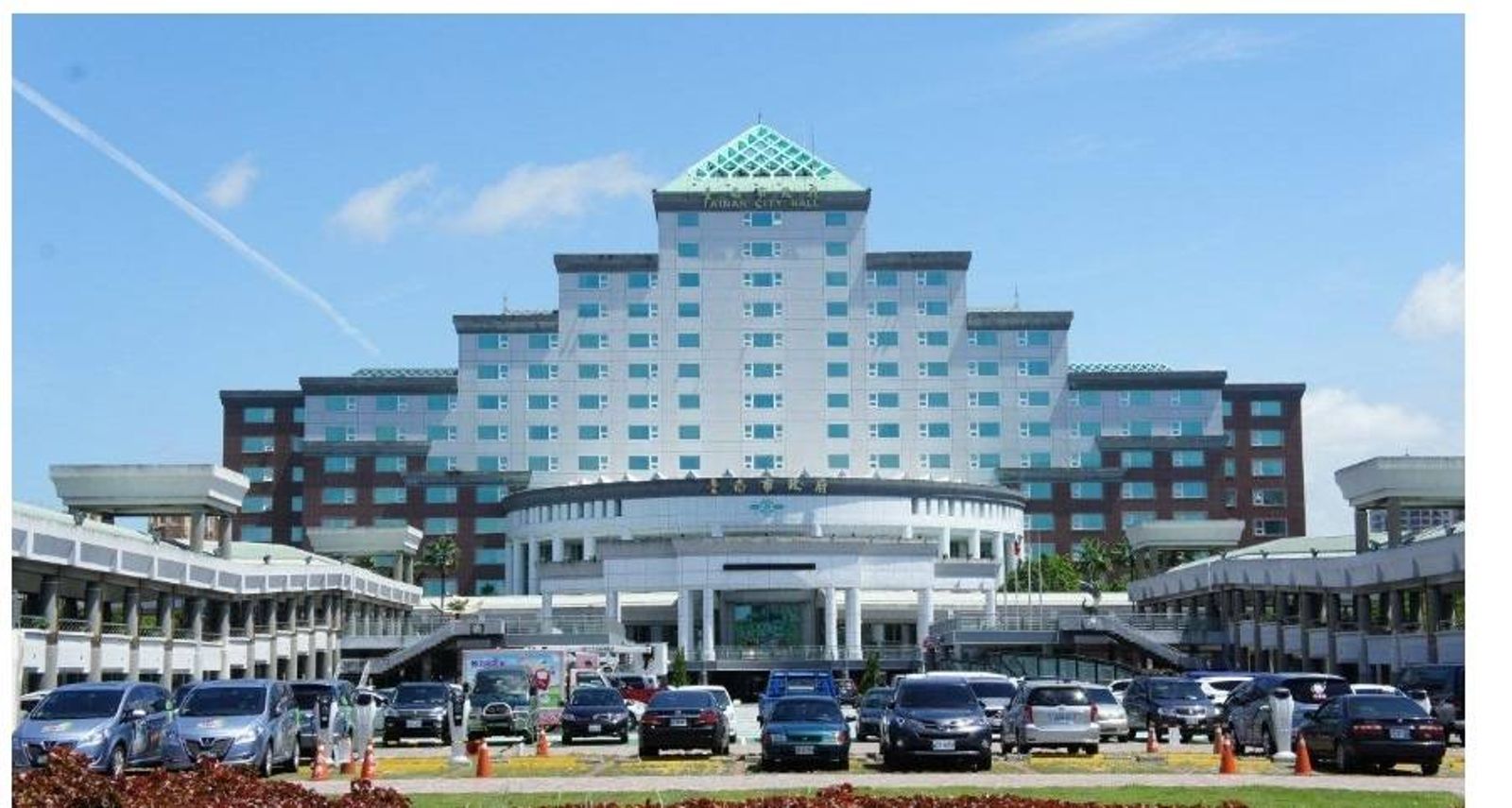 台南「色狼官員」開公務車猥褻兩童…電腦搜出大量幼童片　懲戒法院重判撤職