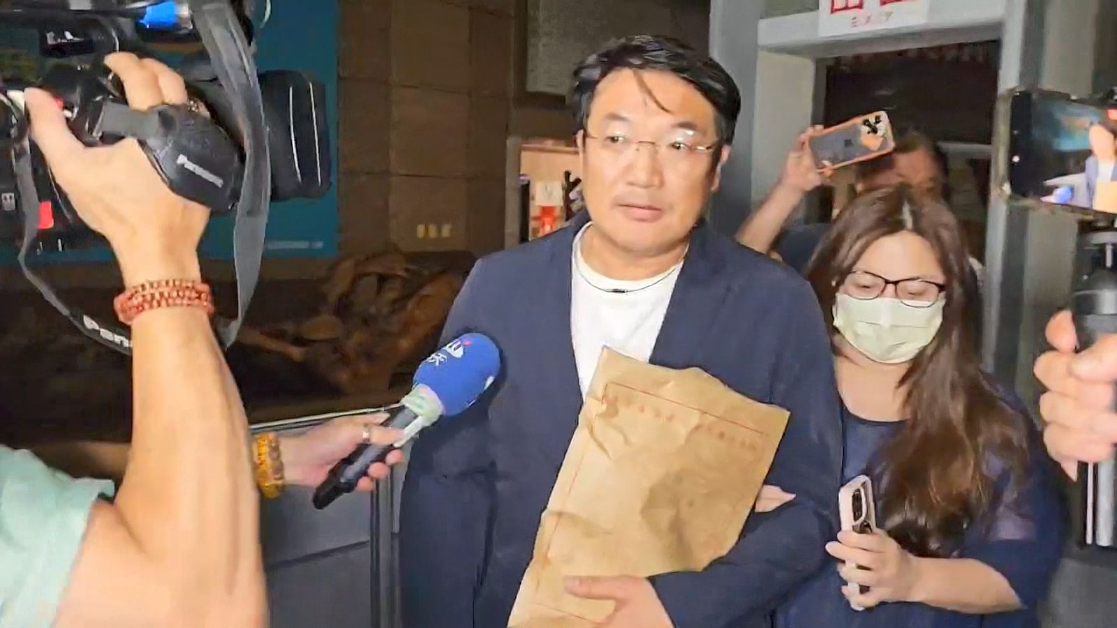 媒體人批國民黨「這件事」：比死亡連署更恐怖！完美的犯罪