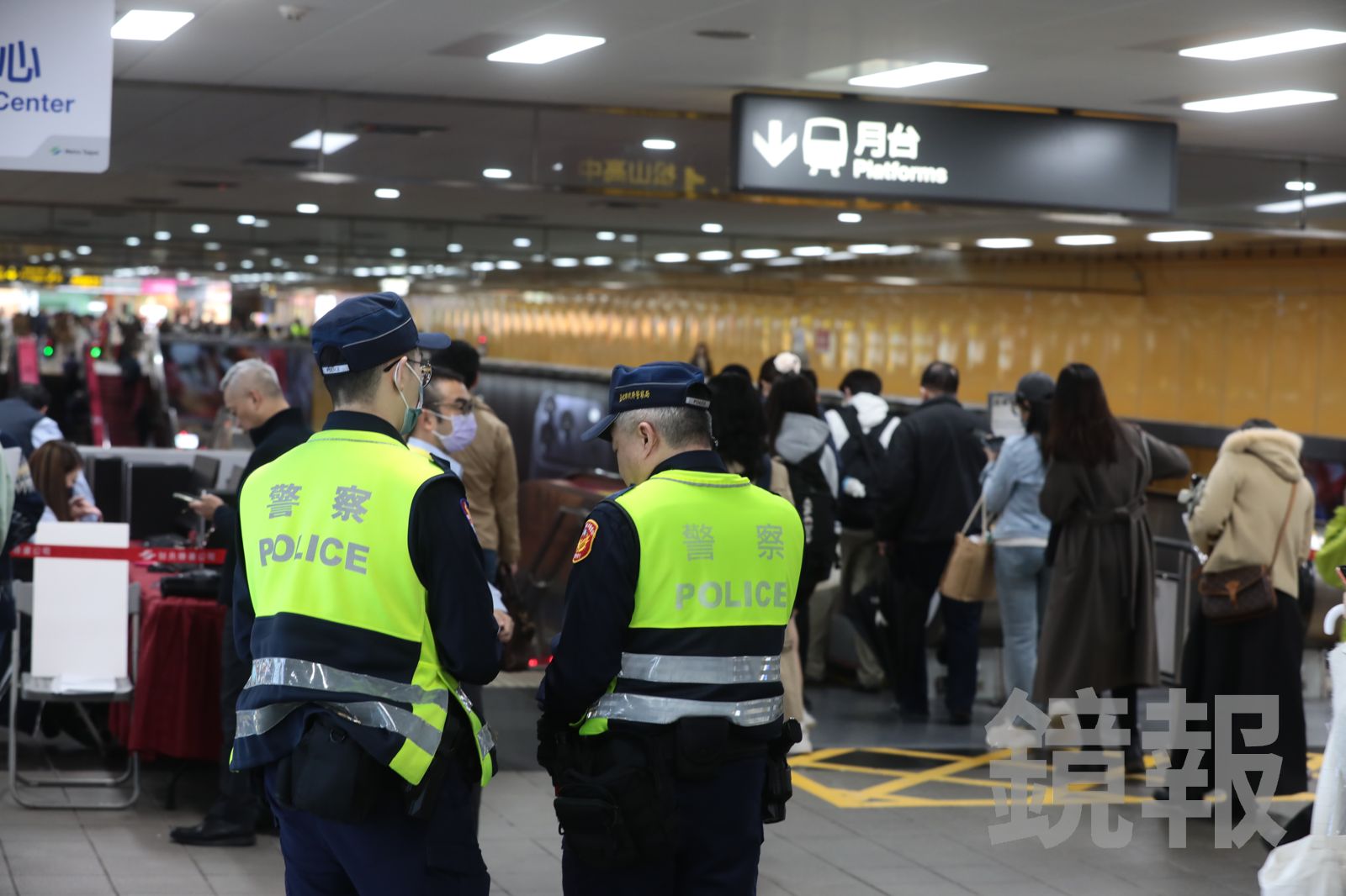 手扶梯變擂台！北捷2男互毆　只因「這件事」吵翻天