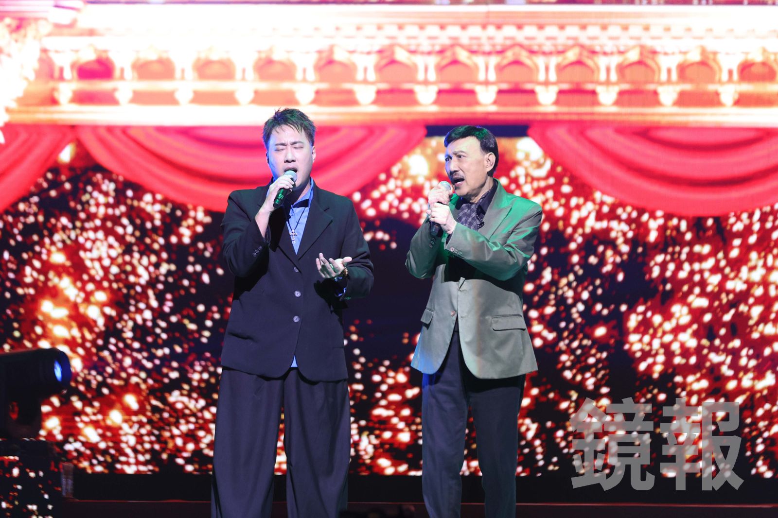 余祥銓開240萬特斯拉違停!當街與警爆口角…竟是為了余天