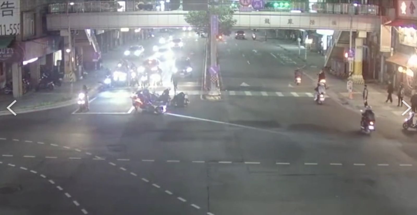 看你多會跑！毒駕男「街頭亂竄2km」　警網前後包抄... 5分鐘落網