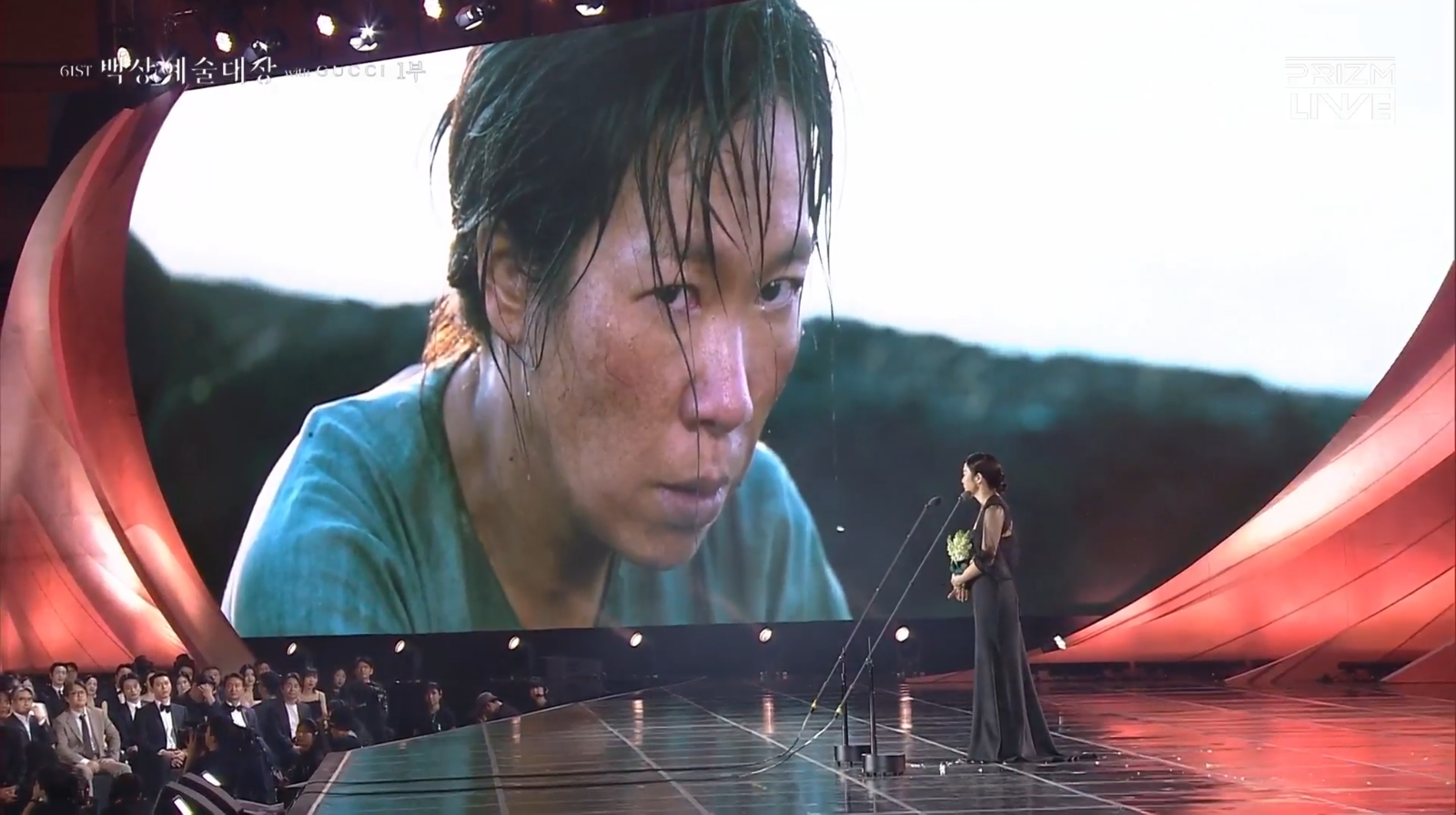 廉惠蘭以《苦盡柑來遇見你》獲獎。翻攝prizm