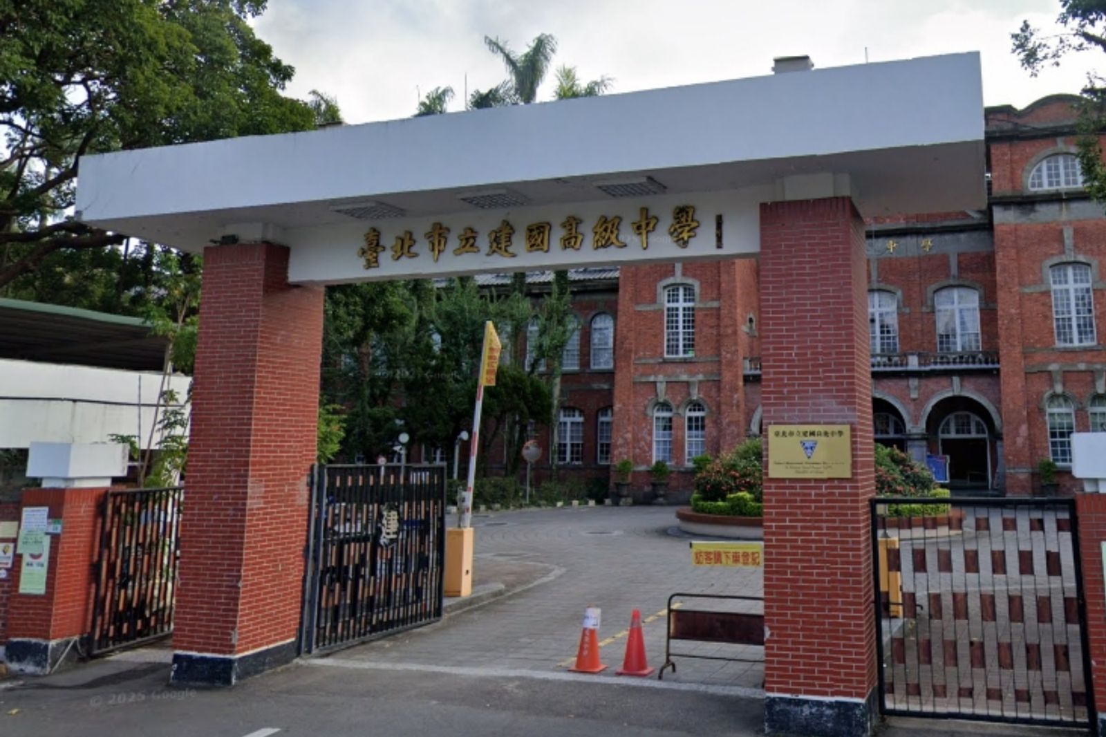 破萬人附議！國高中改「10點上課、４點放學」連署成案　教育部回應了