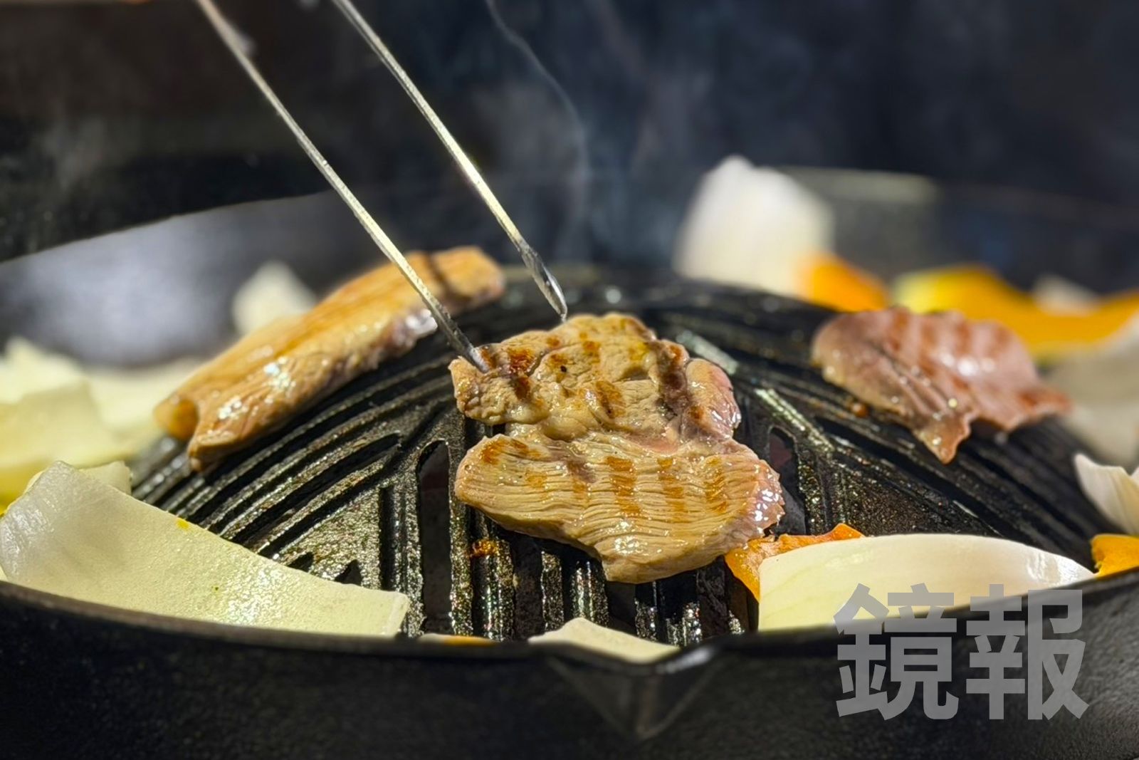 店內羊肉都是從澳洲低溫直送的小羔羊肉,吃起來幾乎無羶味。