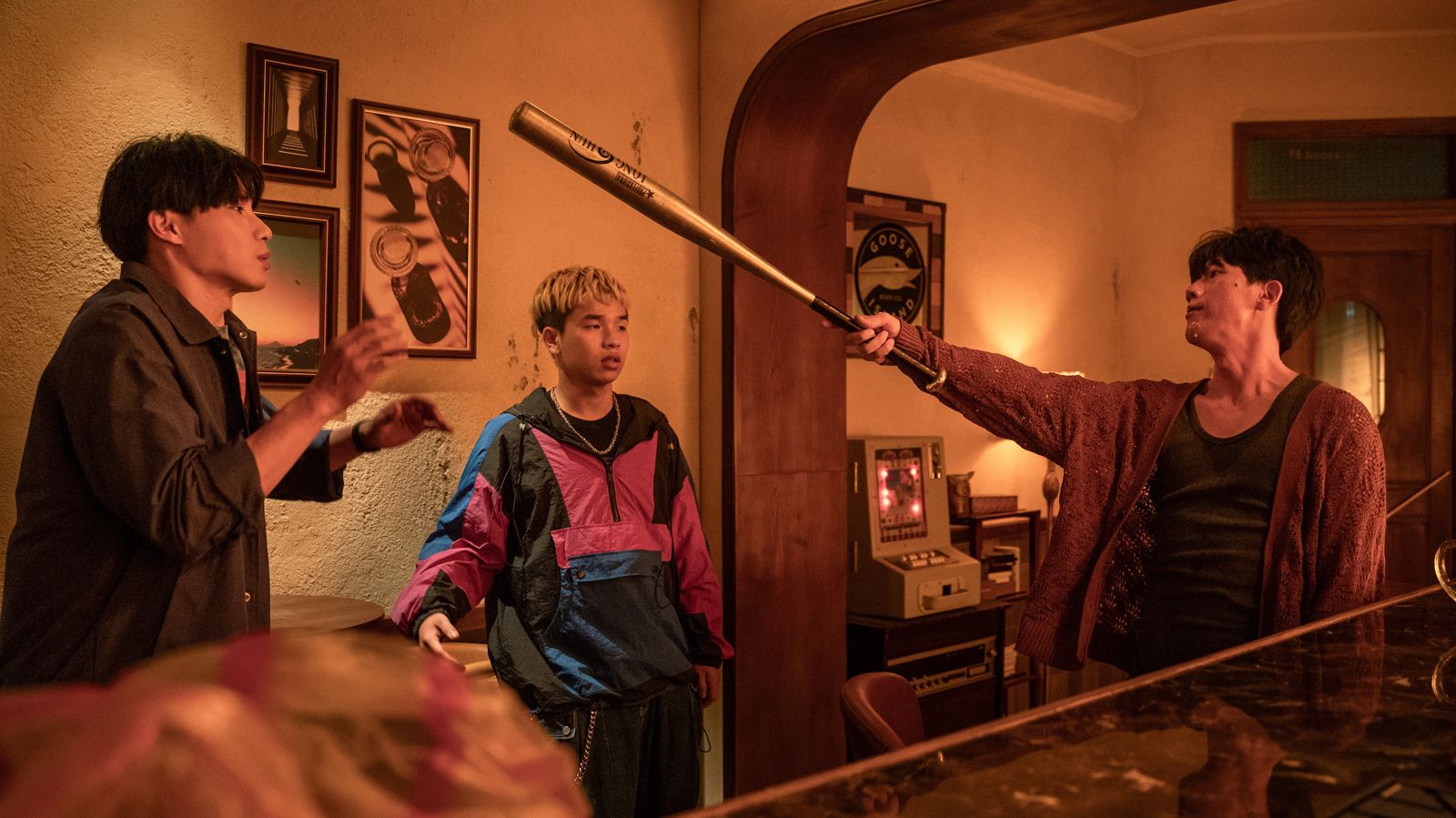 莫子儀微醺開場耍廢　黃鐙輝變詐騙犯掀笑點藏伏筆