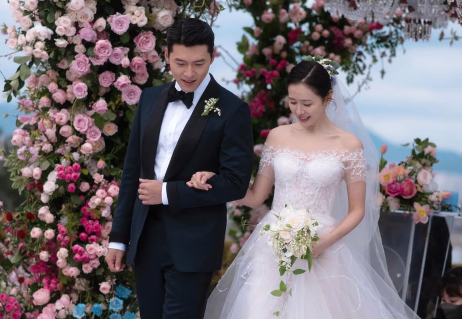 孫藝真結婚4年放閃！3歲兒首度掌鏡合照　玄彬帥臉「愛心遮擋」遭虧：地位升級了