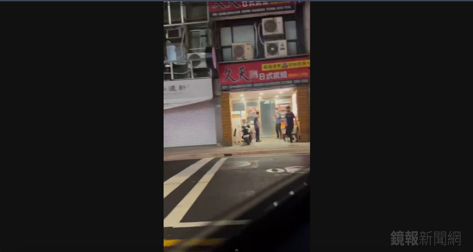 板橋燒烤店傳火警　排油煙管起火