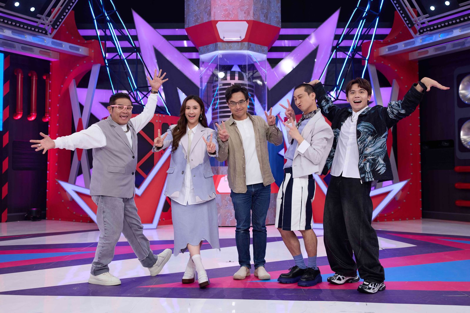 小琉球湧入大批「比基尼觀光客」婆媽急報警 警察笑虧:怎不檢舉男的