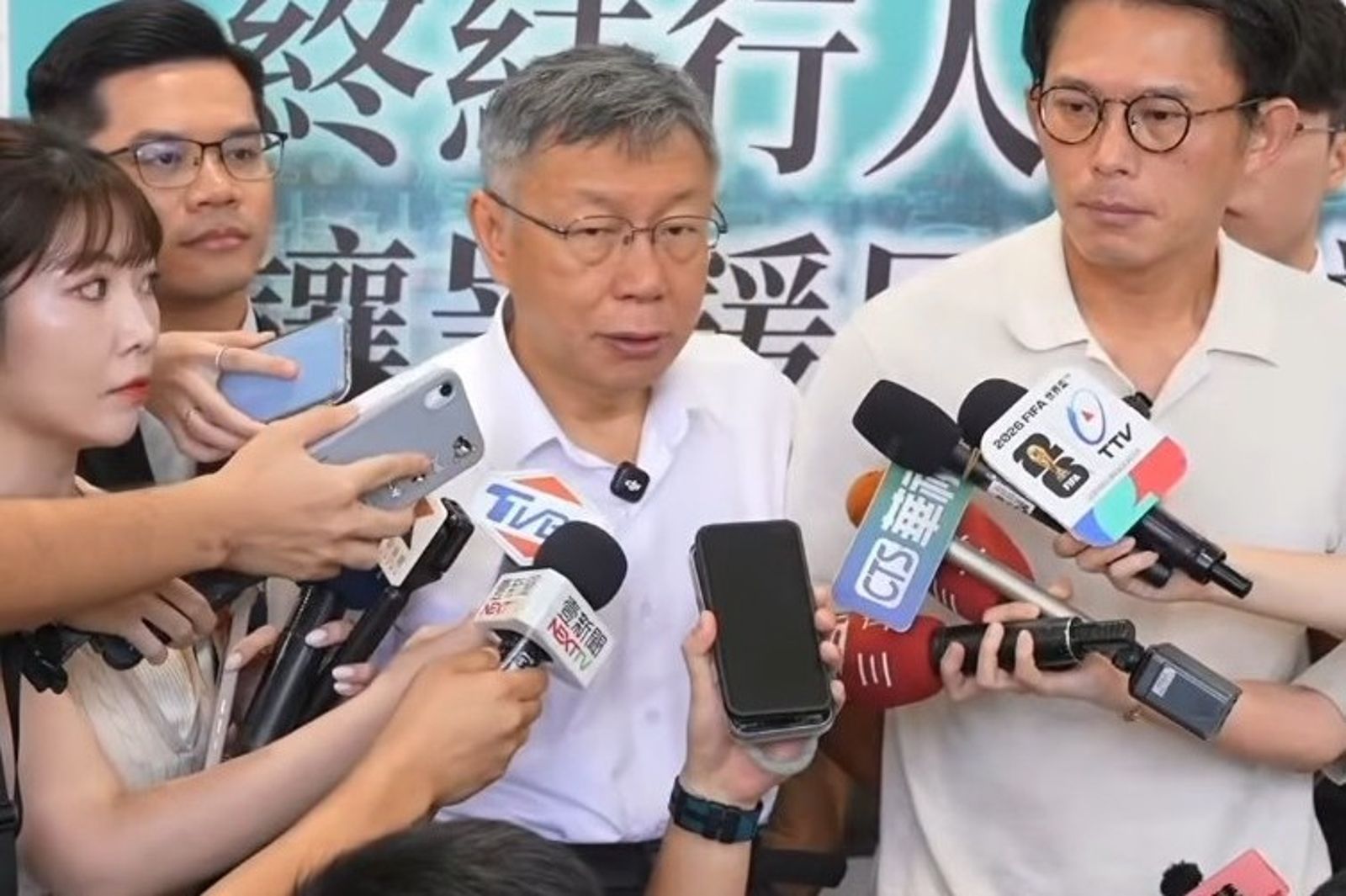 聯電榮譽副董宣明智緊急送醫 柯文哲:上次看到他時狀況還好