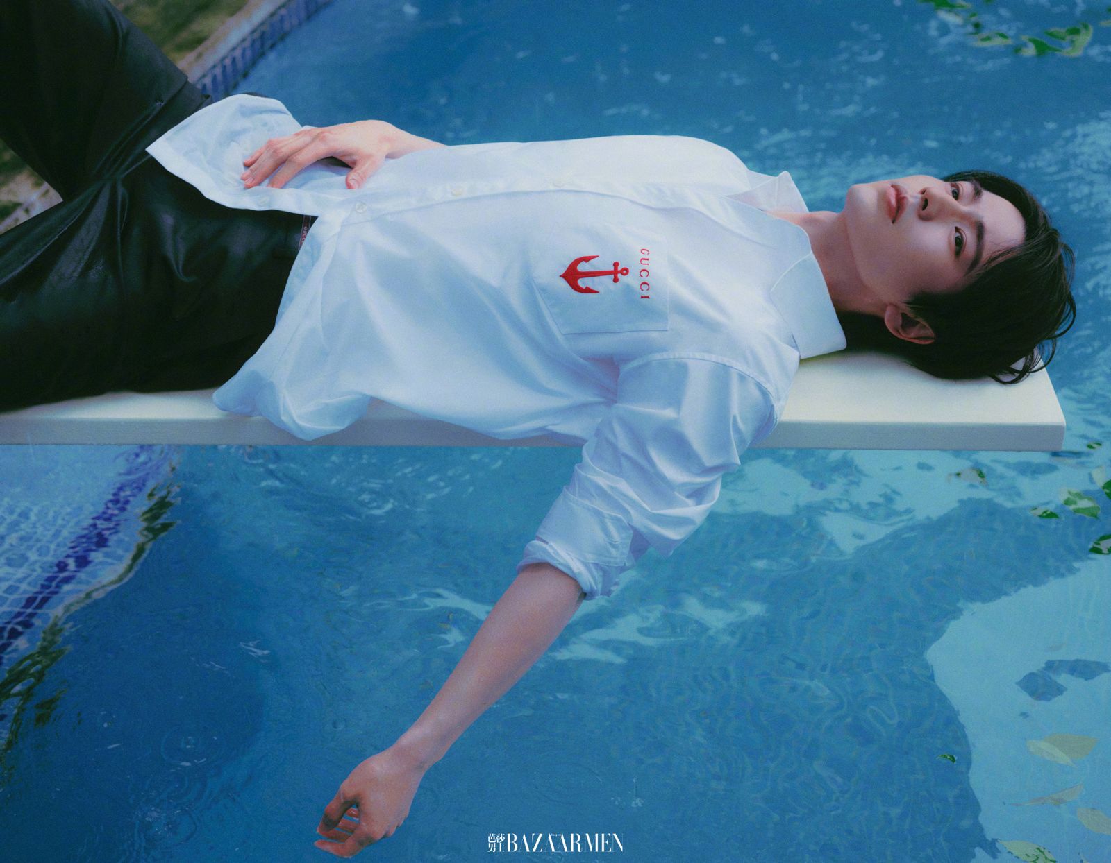 從武安侯變「陽光肉體」！《逐玉》張凌赫泳池名場面被神出　網集體淪陷「這部最撩」