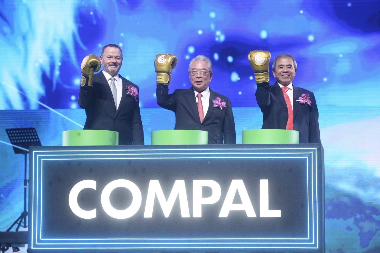 仁寶Q1筆電出貨恐減2成　總座仍喊全年出貨拚持平　AI伺服器營收首見8％