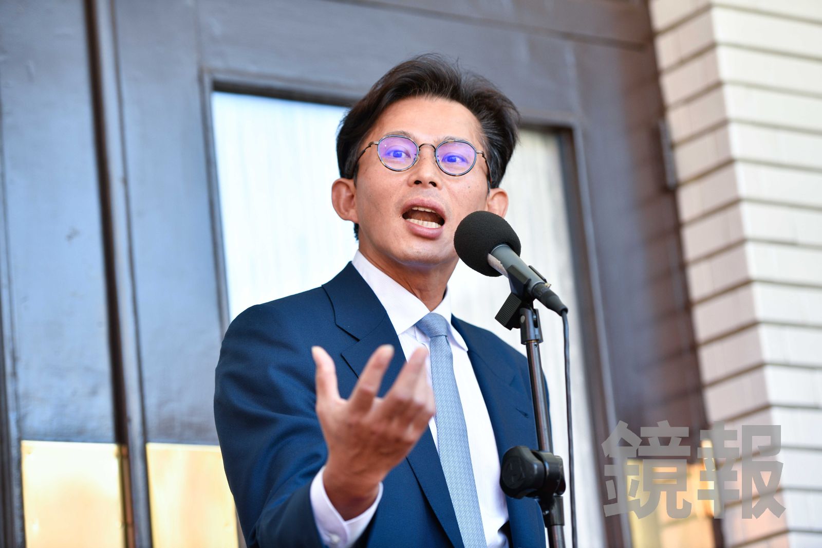 蔡適應自稱為「狗仔隊第一波受害者」　黃國昌回應了