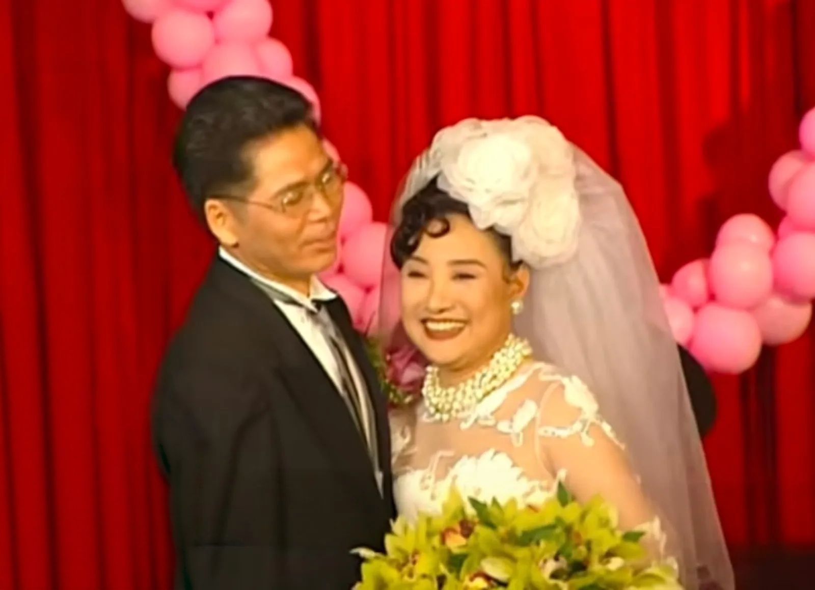 陳盈潔頭七前夫現身!折2大箱蓮花悼念「苦等1小時仍進不了靈堂」 許常德揭家屬心結