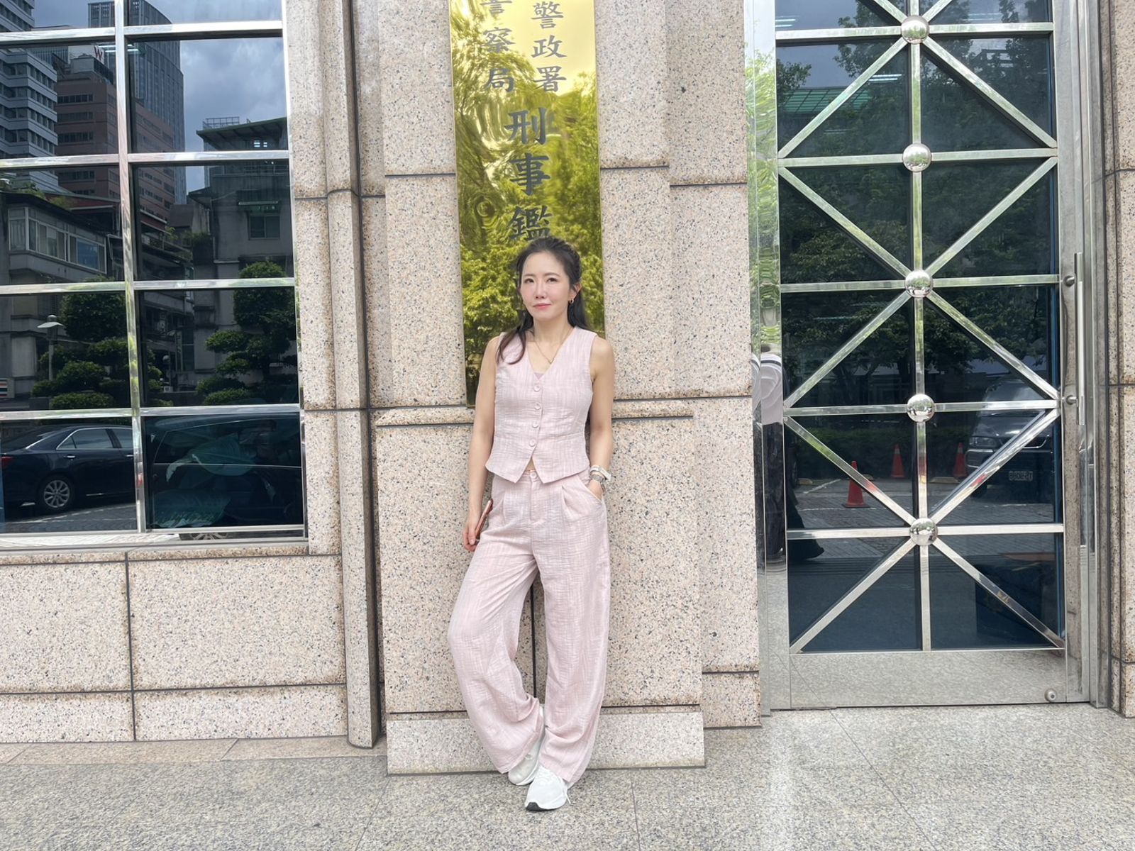 謝忻遭設局捲「700萬詐騙案」淚崩　罕見談律師男友：一句話救回我