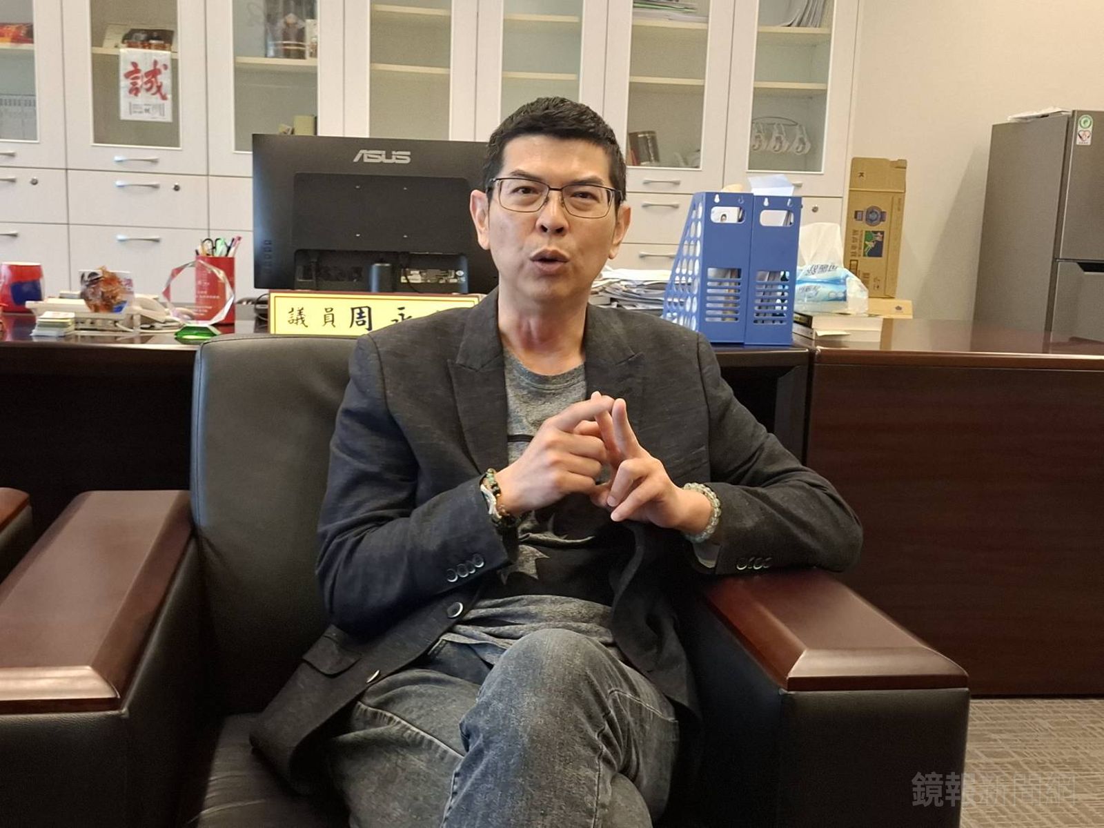 台中市議員周永鴻表示，不管是宮廟會香或謁祖，政府無法管也管不了。林慶祥攝