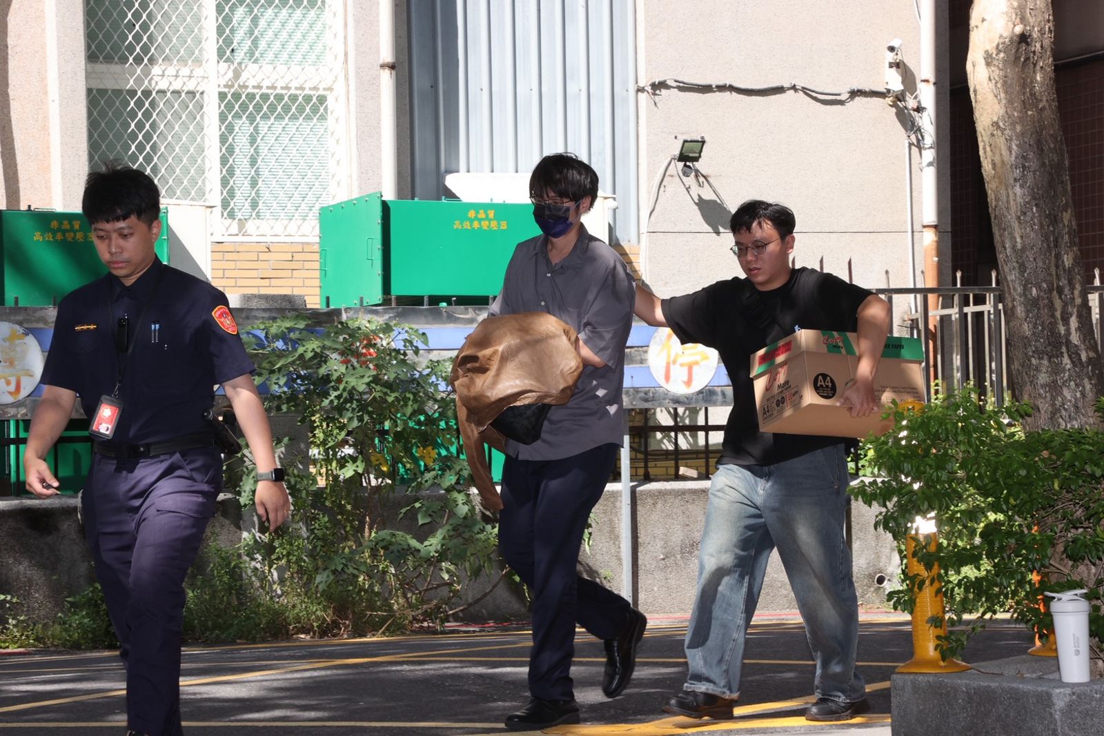 破獲竹聯幫水房槓上開花　揪3律師洩密！領頭羊200萬重金交保