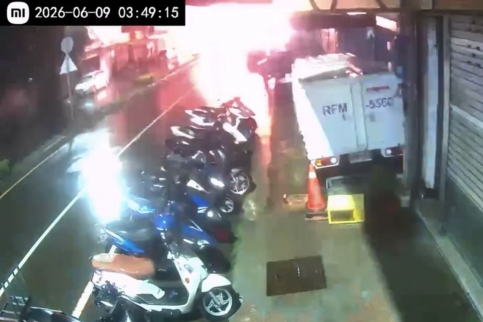 新竹氣爆驚悚畫面曝光!火煙衝天連環爆炸碎片四散 高虹安:啟動急難救助