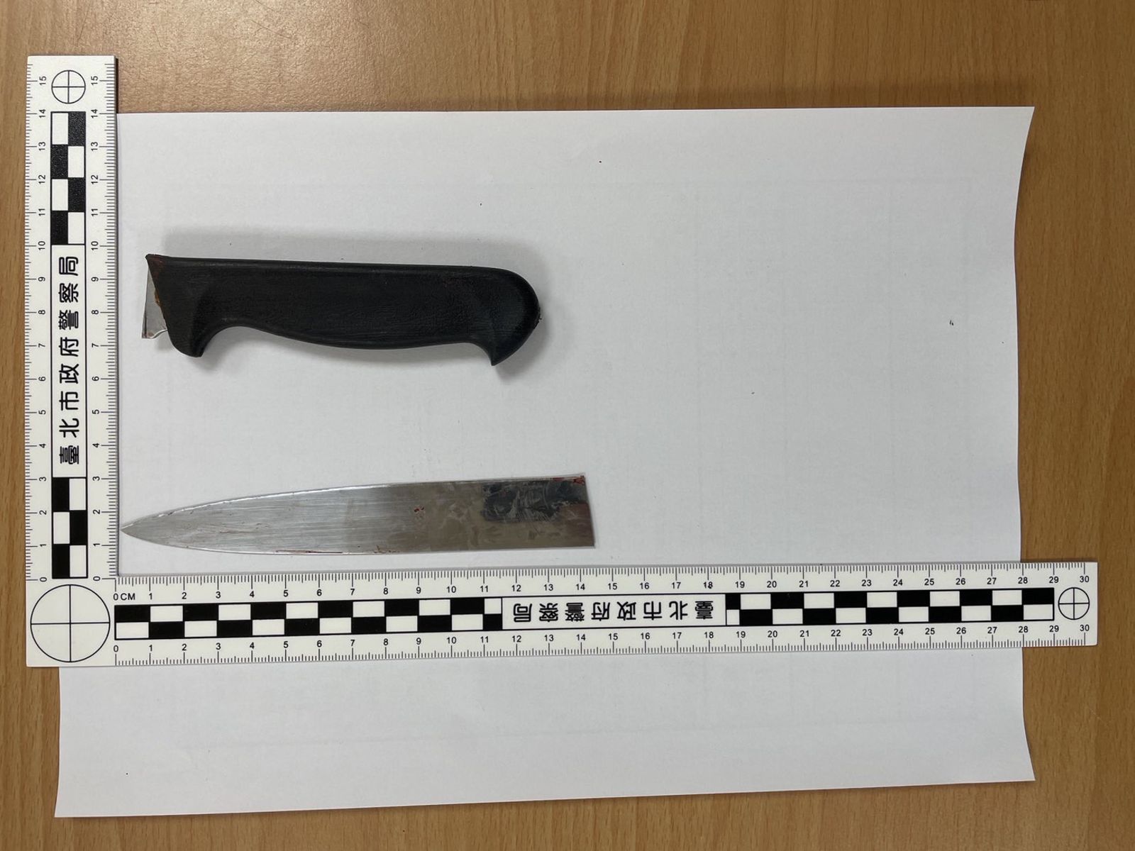 林森北驚傳凶殺案！男持刀狂砍2人　1人遭砍頸重傷、兇嫌當場被捕