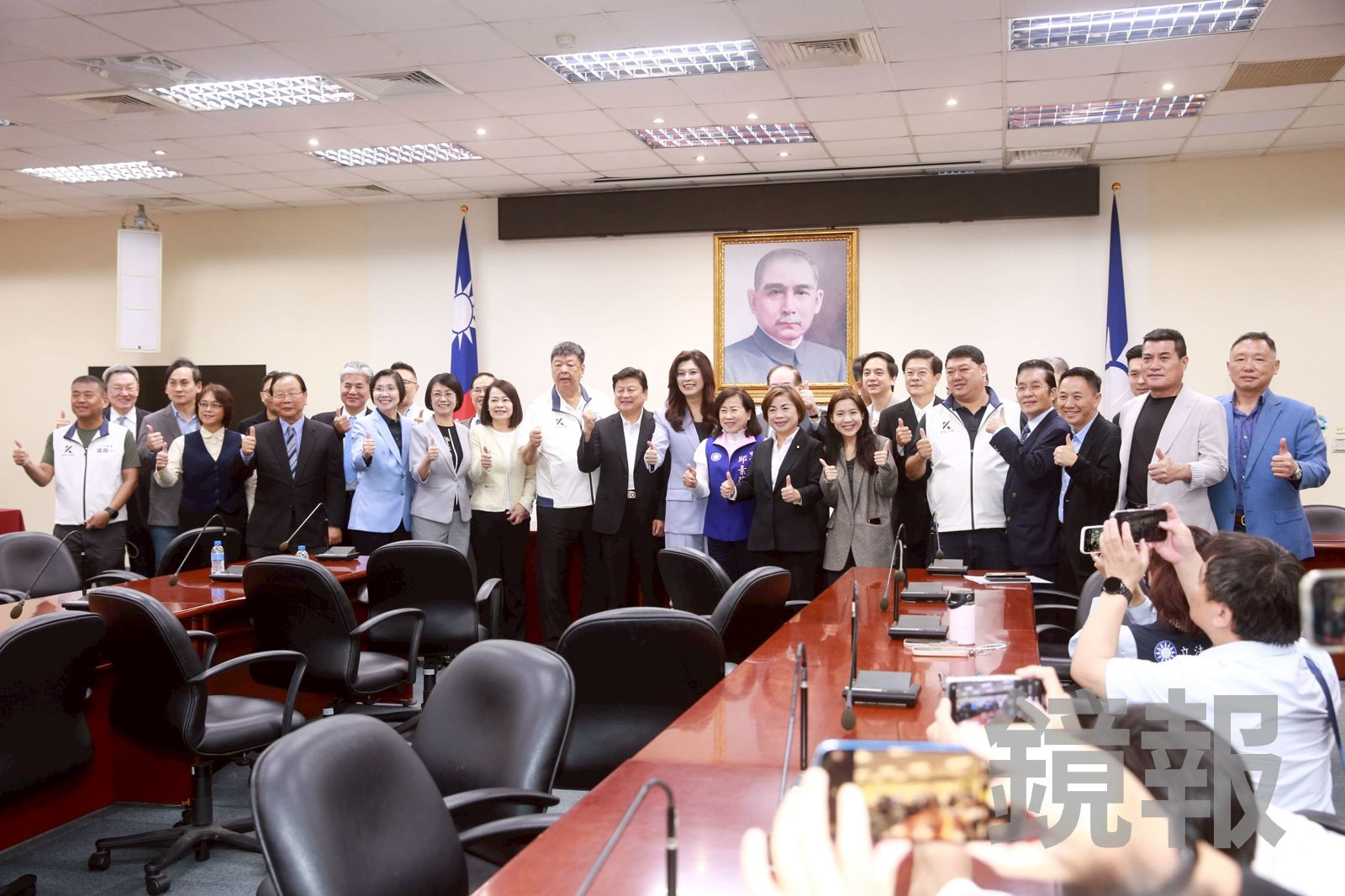 國民黨訪中名單曝光！「九二共識」創始人入列　鄭麗文：盡力避免戰爭發生