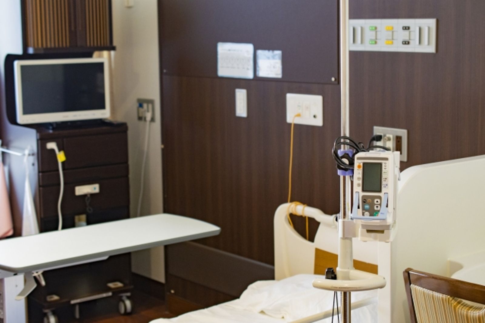 四肢癱瘓、大小便失禁…新竹男悲嘆「像活著的死人」求安樂死！法院這麼說