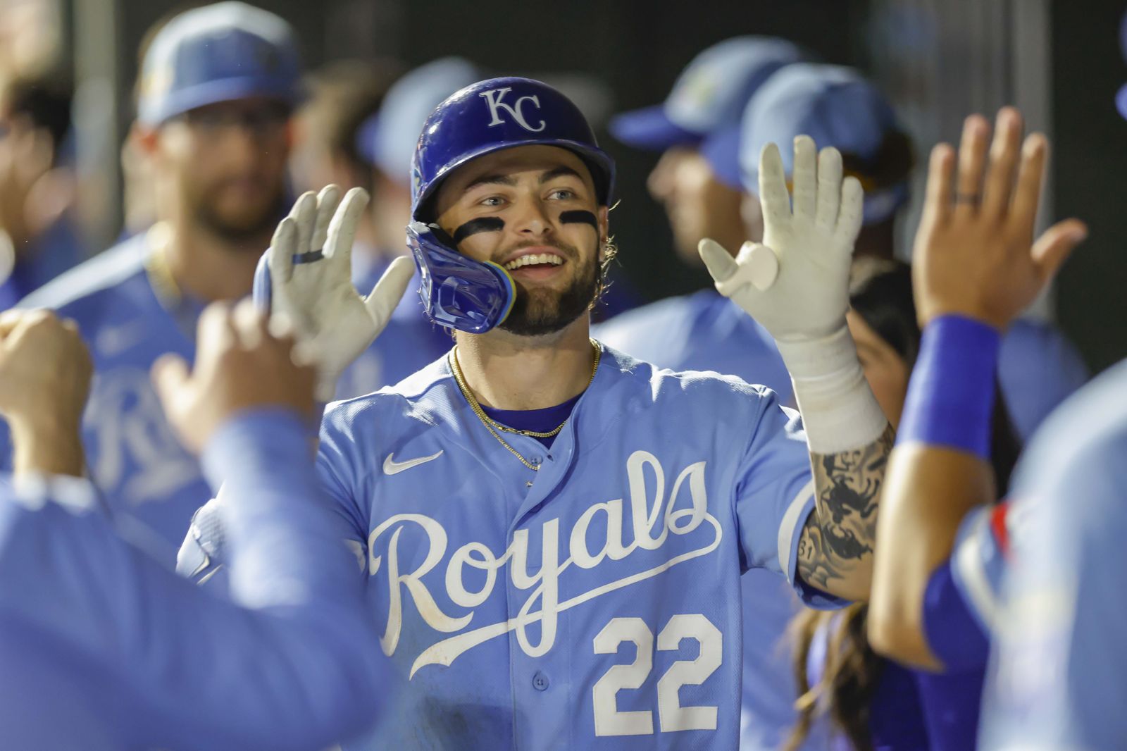 離譜！皇家大物捕手「睡過頭」被拔先發　義大利隊長：以為他出事了…