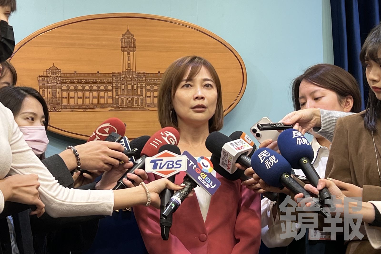 卓榮泰包機赴日遭藍白抨擊　郭雅慧：休假自費應援國家隊「何錯之有？」