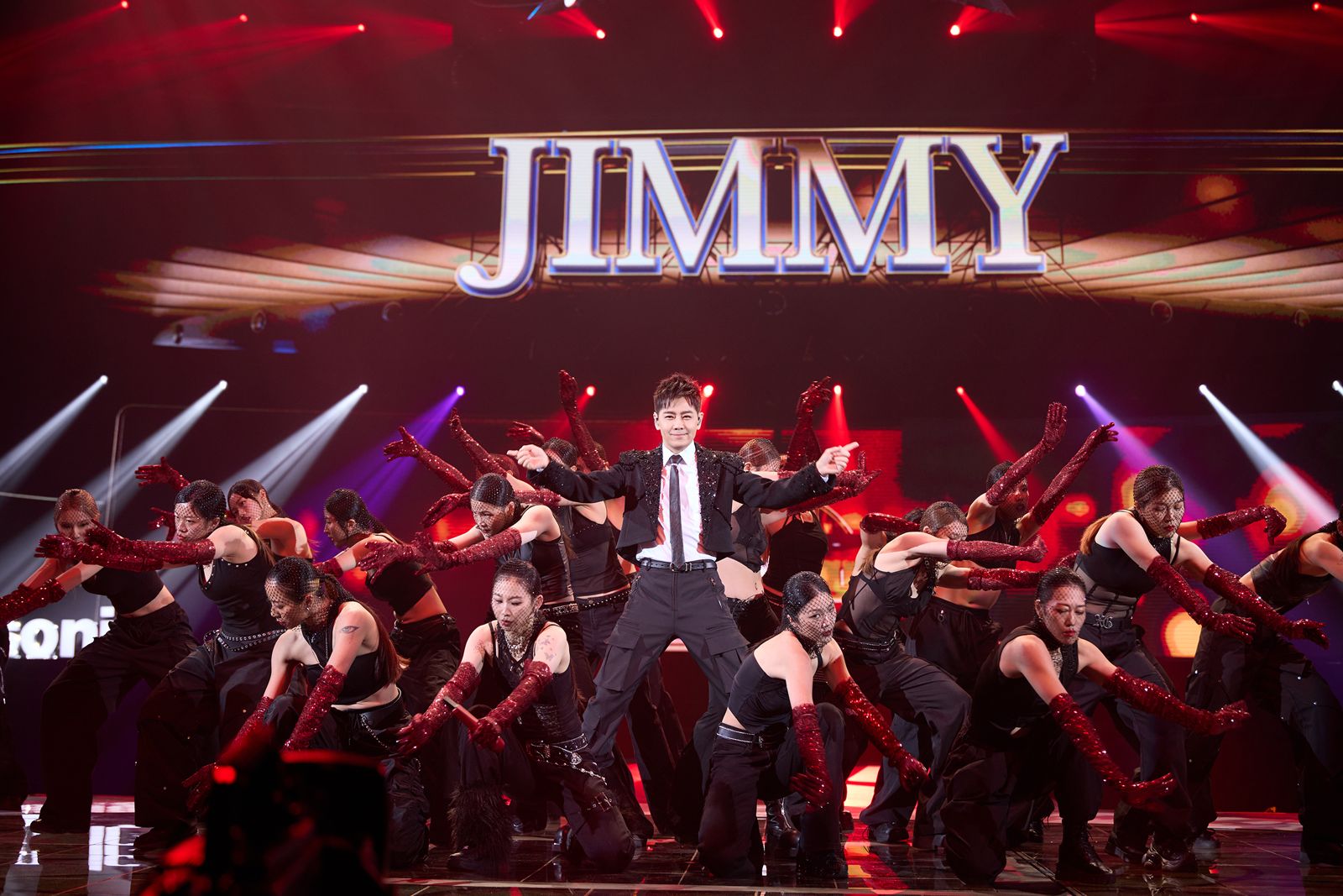 永遠的男神發威！林志穎《紅白》攜手新生代男團　狂吸70萬人同時搶看