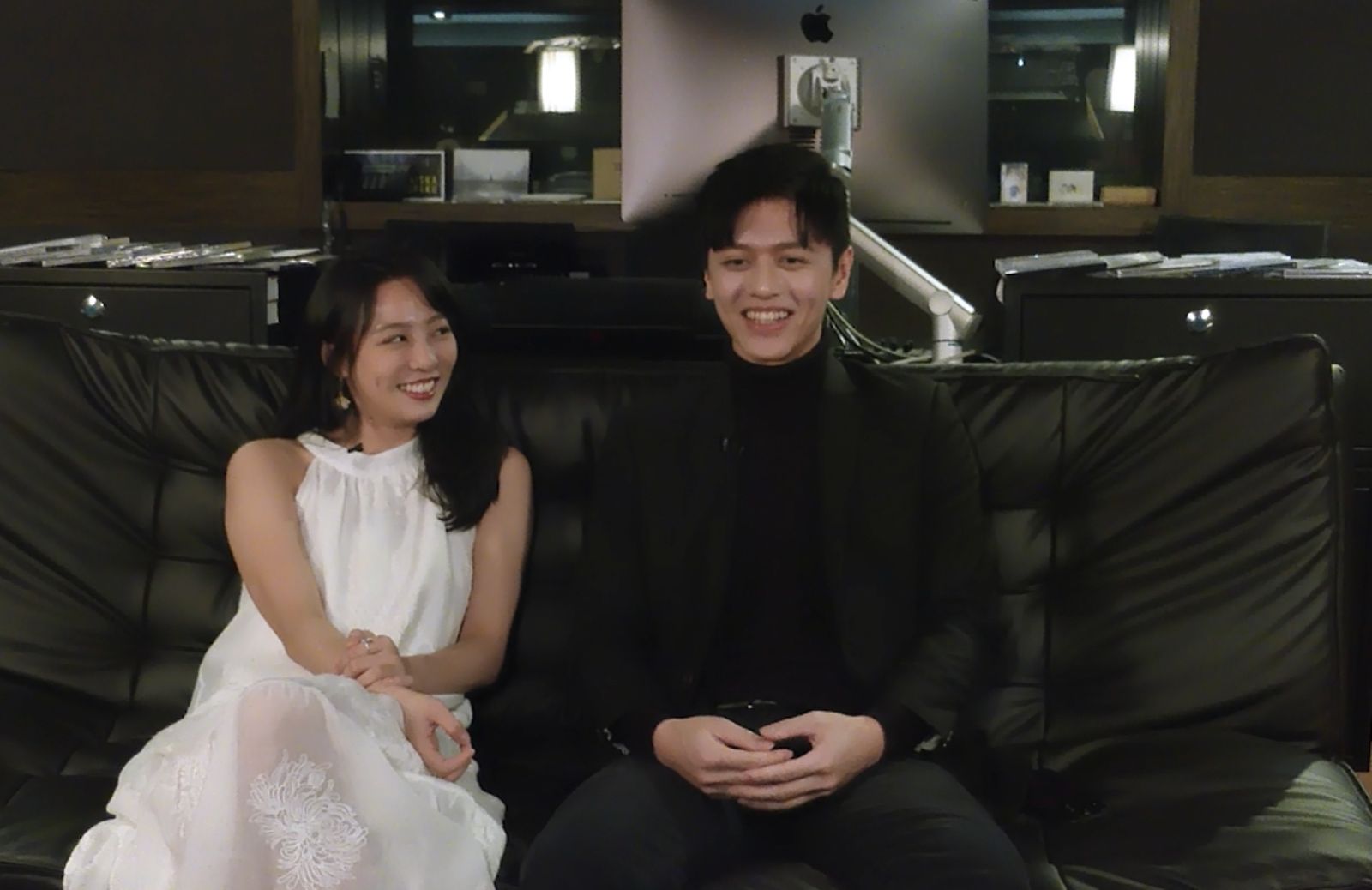 郭鎮奇（右）意外成為潛在贏家。三立提供