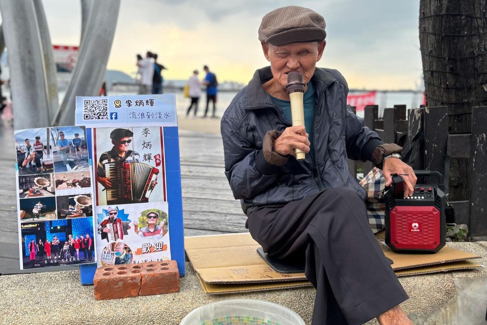 公審慘變翻車！網紅諷李炳輝掛名卻仍在街頭賣唱　養生館揭「24年真相」打臉