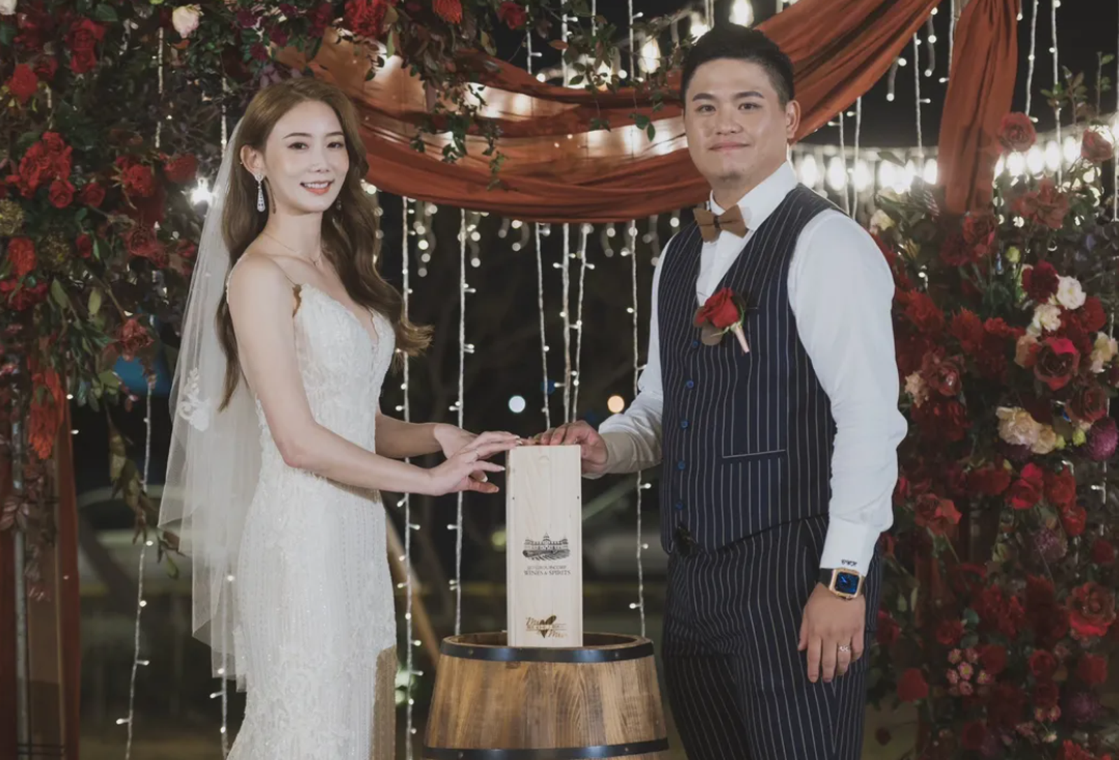 李杜軒的妹妹艾璐(左)與統一獅球員胡智為結為連理,堪稱棒球界的一段佳話。悍創提供