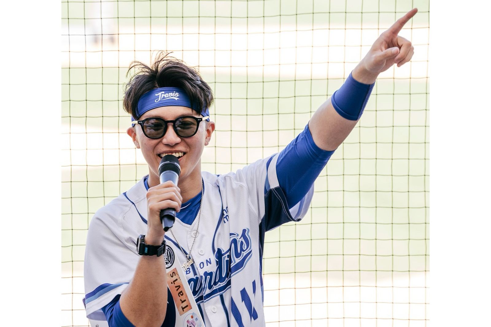 中職／籃籃跑三圈激勵球迷！富邦應援團長Travis立Flag「悍將進台灣大賽跑20圈」