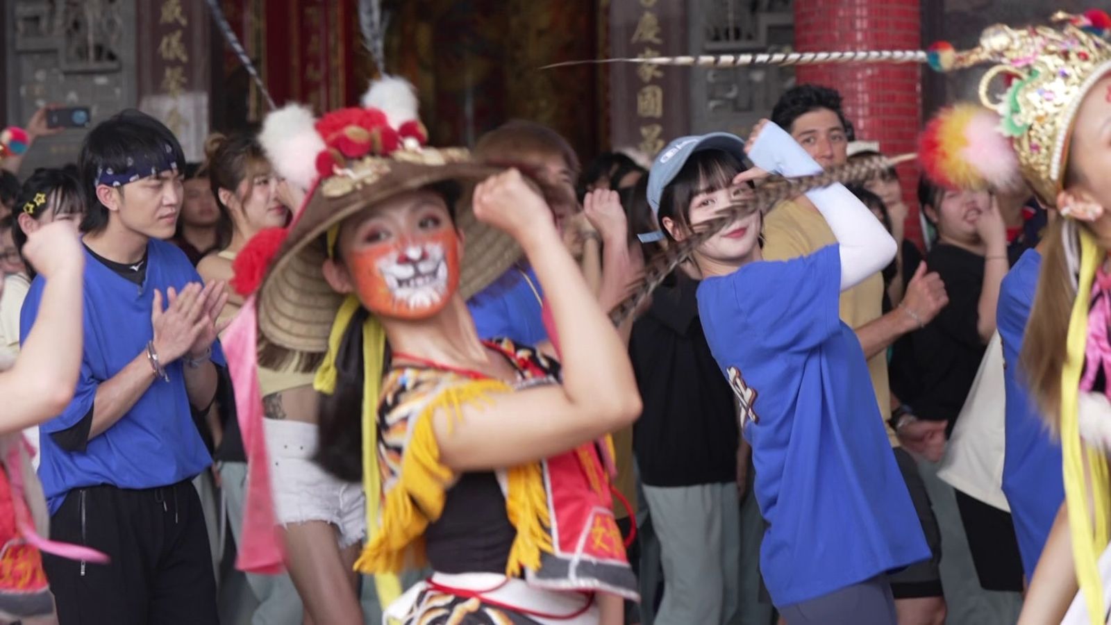 籃籃大跳三振舞。民視提供