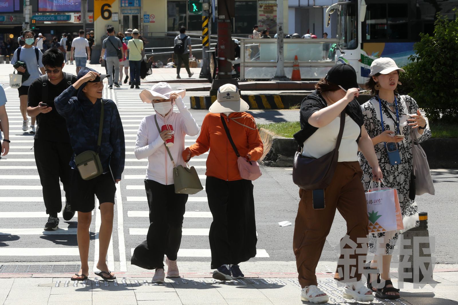 通勤族解脫!鄭明典曝高空「1驚人變化」:要出梅了 這天起全台連6天變大烤箱