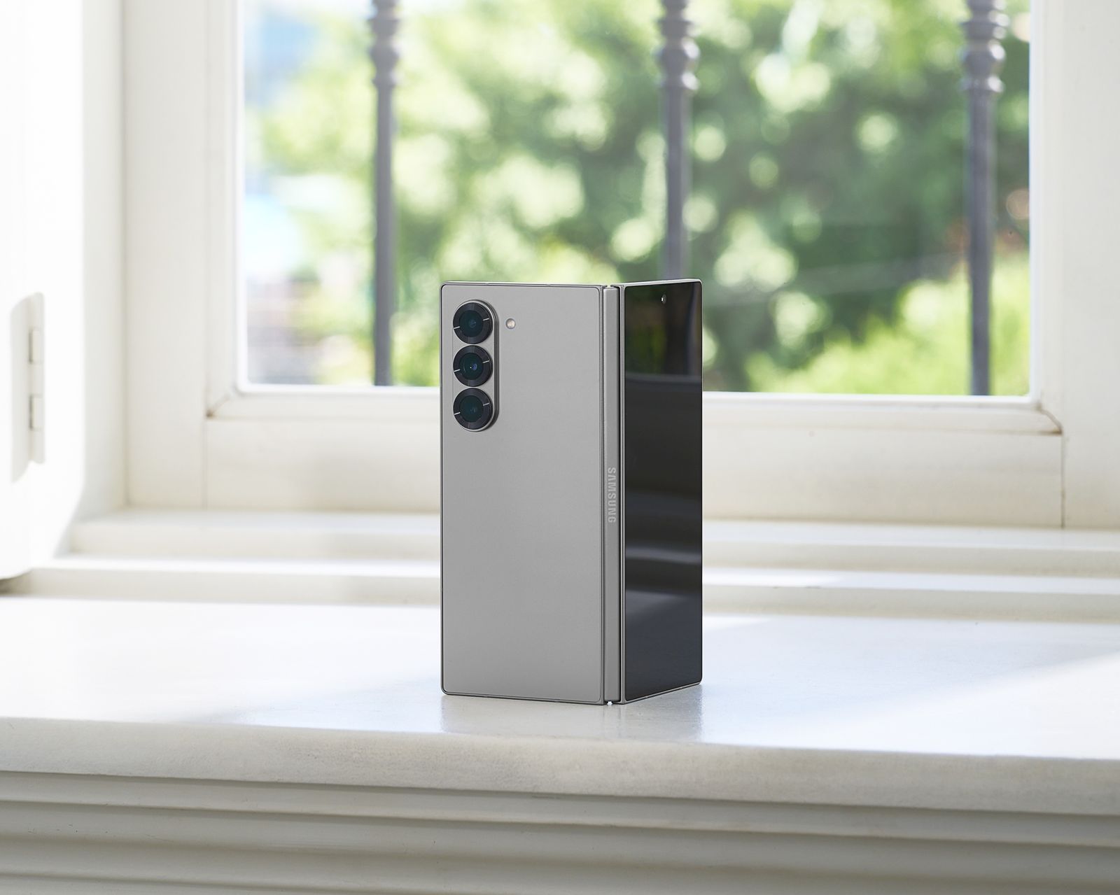 台灣折疊手機大戰倒數計時　7月9日三星、vivo折疊新品亮相