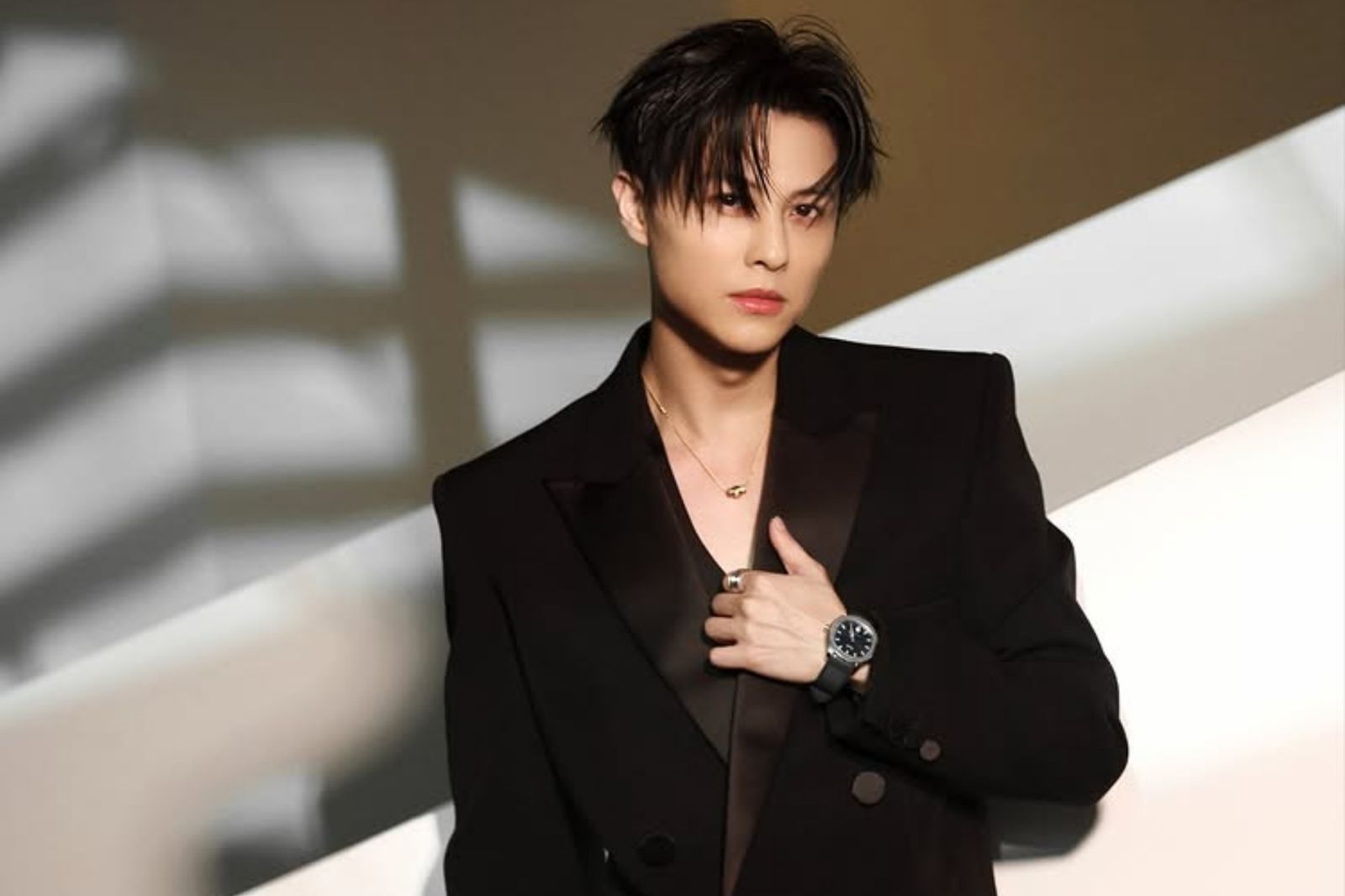 王子一日店長「活動取消了」　爆當小王醜聞後形象重創