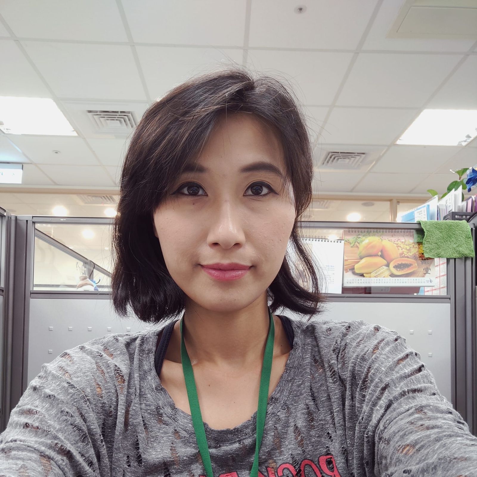 謝幸恩召募林姓狗仔進入黃國昌麾下工作。圖／翻攝謝幸恩臉書