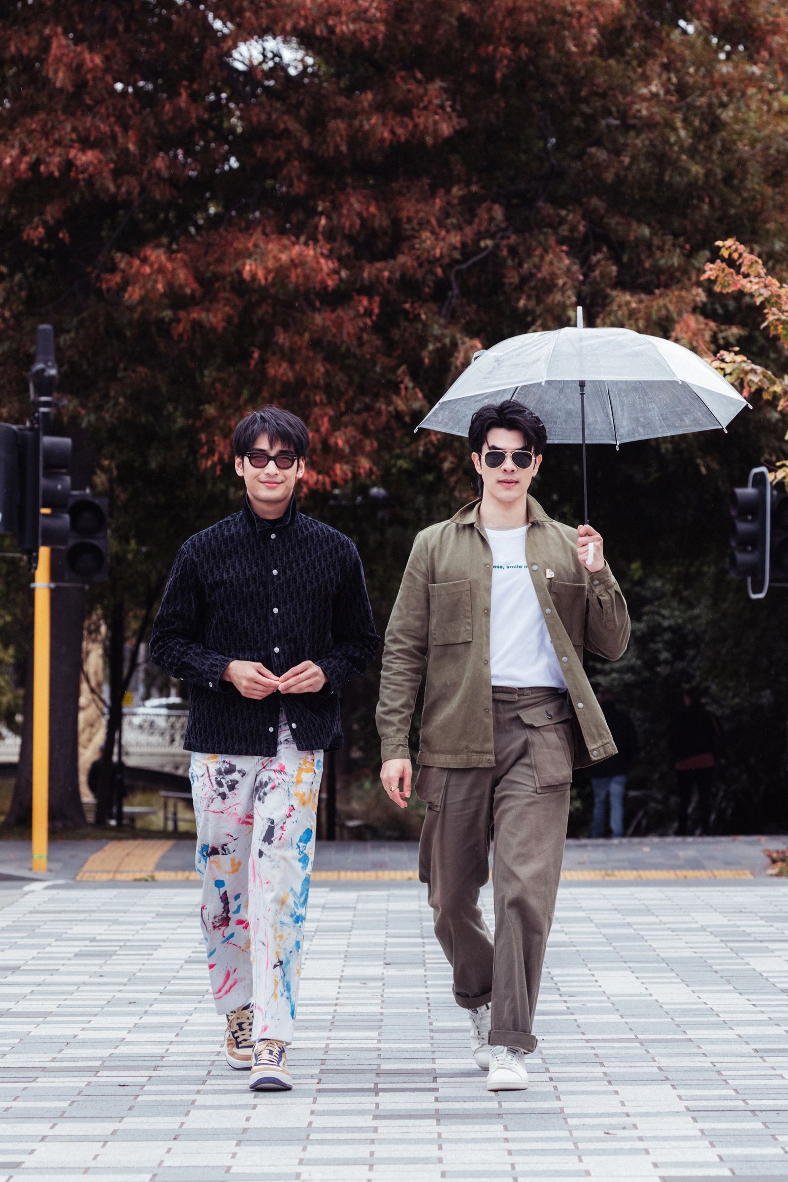 Mile(右)和Apo合作許久,兩人默契十足。出去一下提供