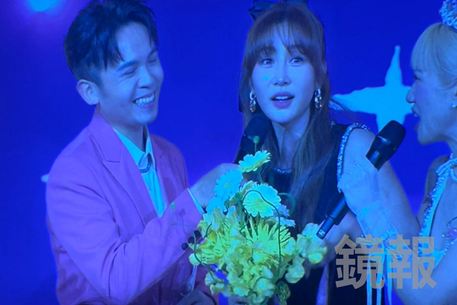 典Lu婚禮／曾莞婷抽到捧花　嗨喊「有緣人趕快來」！LuLu虧沒抽到的先叫車