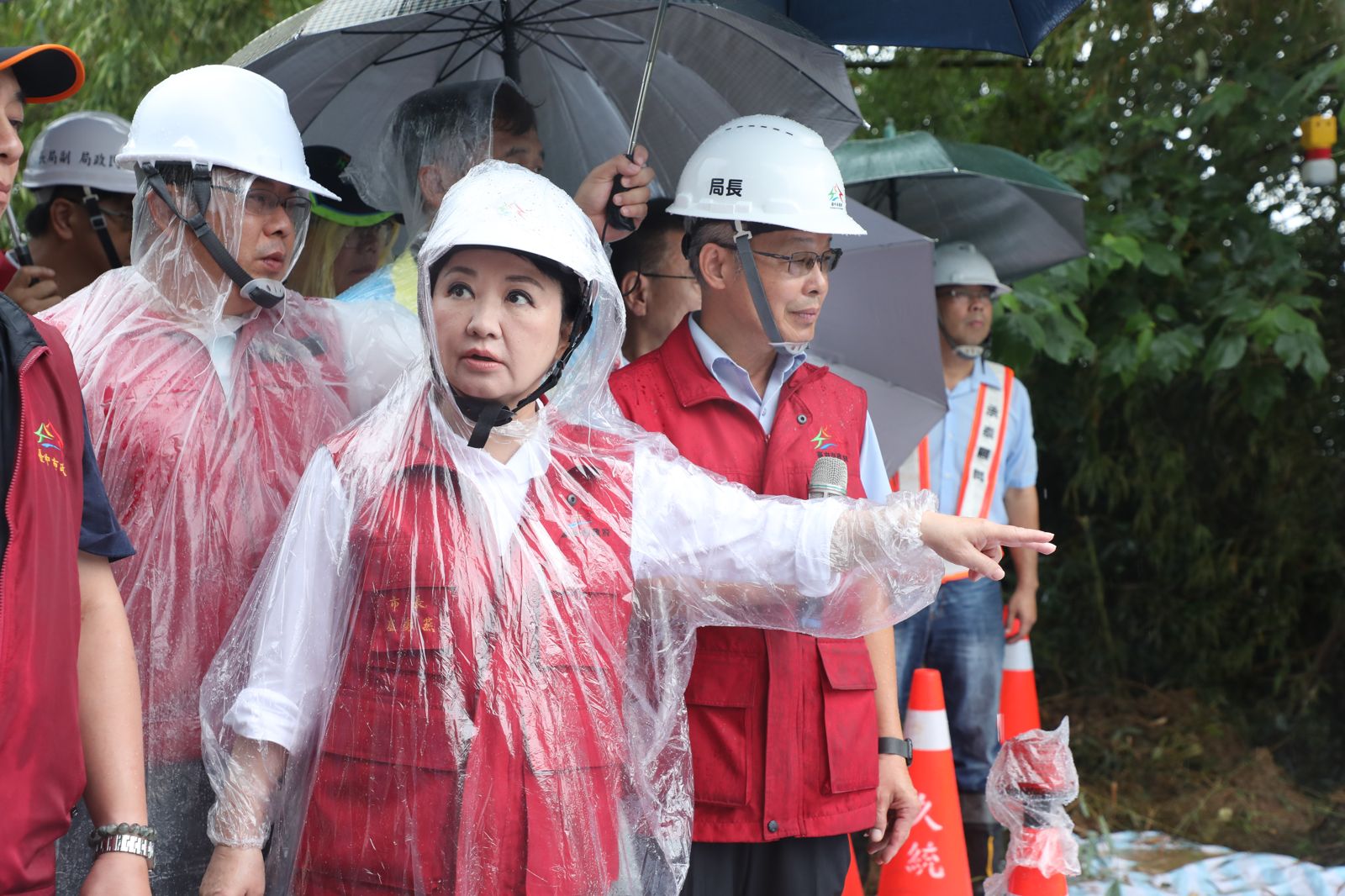 王義川諷盧秀燕用專櫃粉底液　李彥秀砲轟「住海邊」凸顯傲慢無知