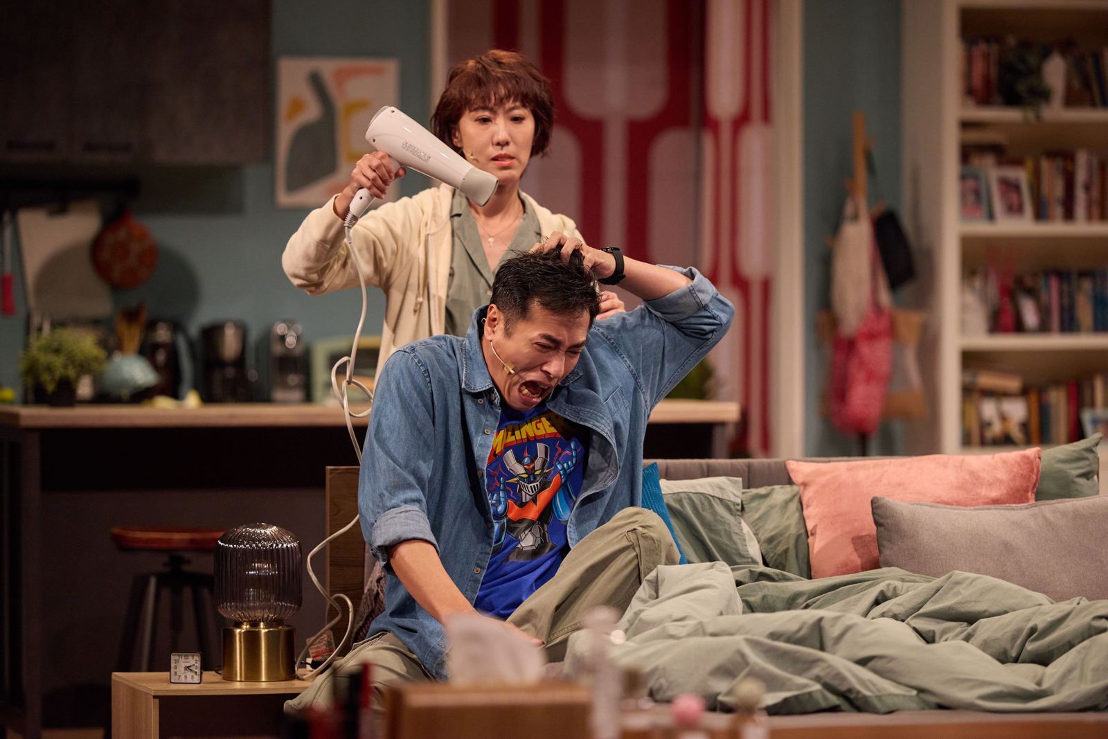 張詩盈自爆擁有「3個老公」！《婚內失戀》封箱不再演　蔡亘晏再演「小柔」揭婚姻10年瘡疤聽見台下哭聲