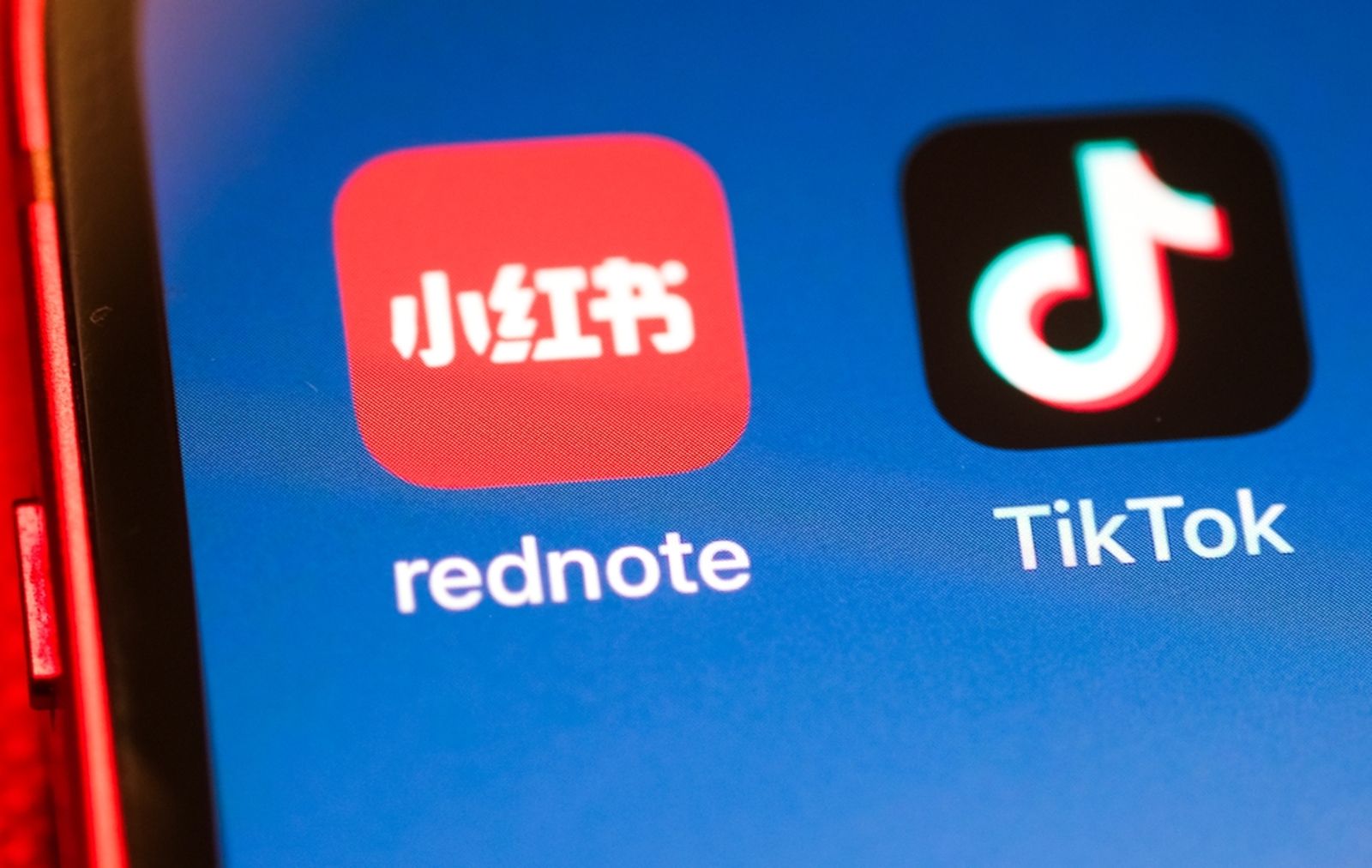 新聞、兒童節目與地方內容無法在 YouTube、TikTok 等主流平台中取得曝光。東方IC