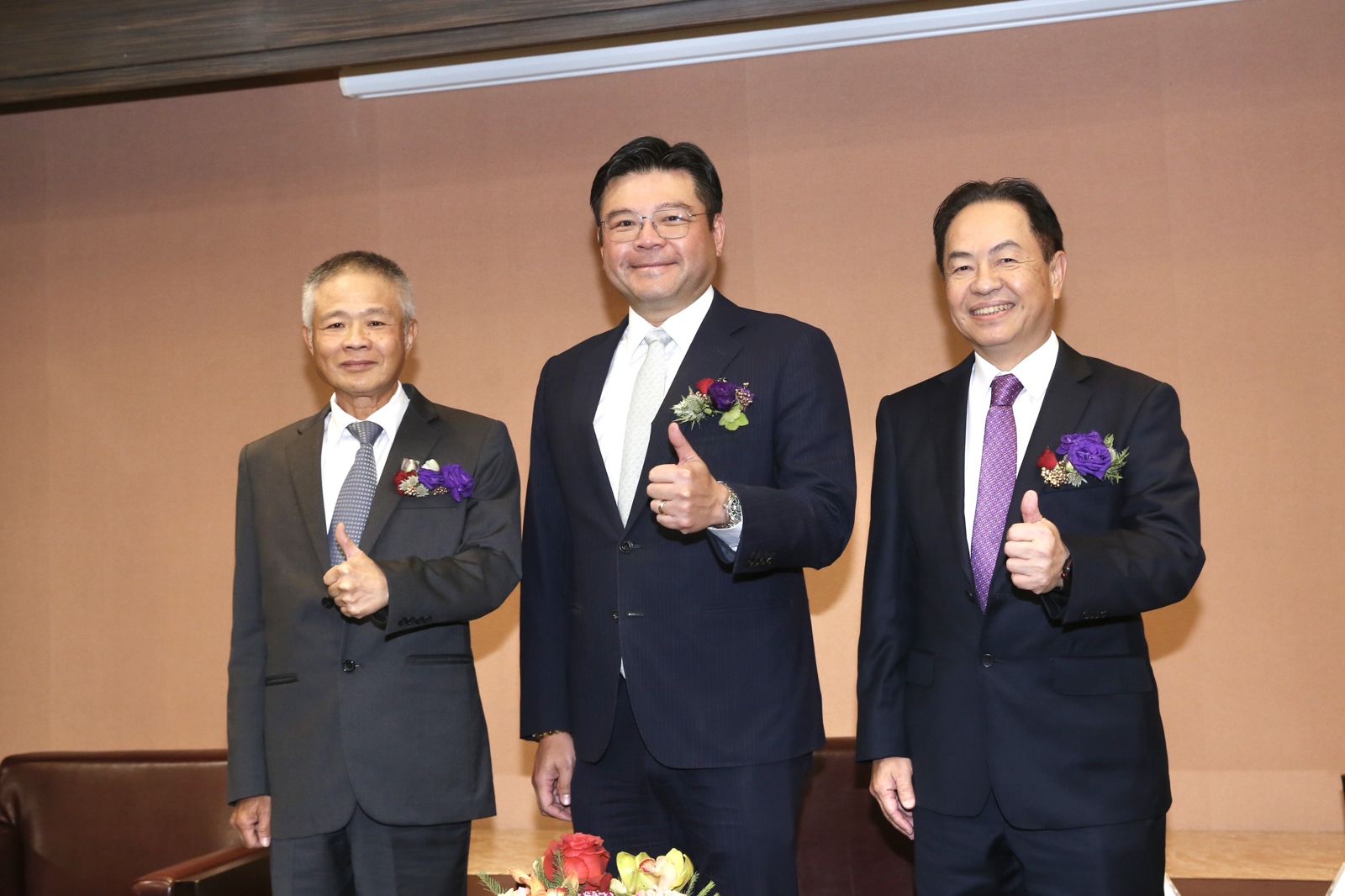 許勝雄獨子許介立全面掌舵 首度獨挑金寶集團尾牙大樑