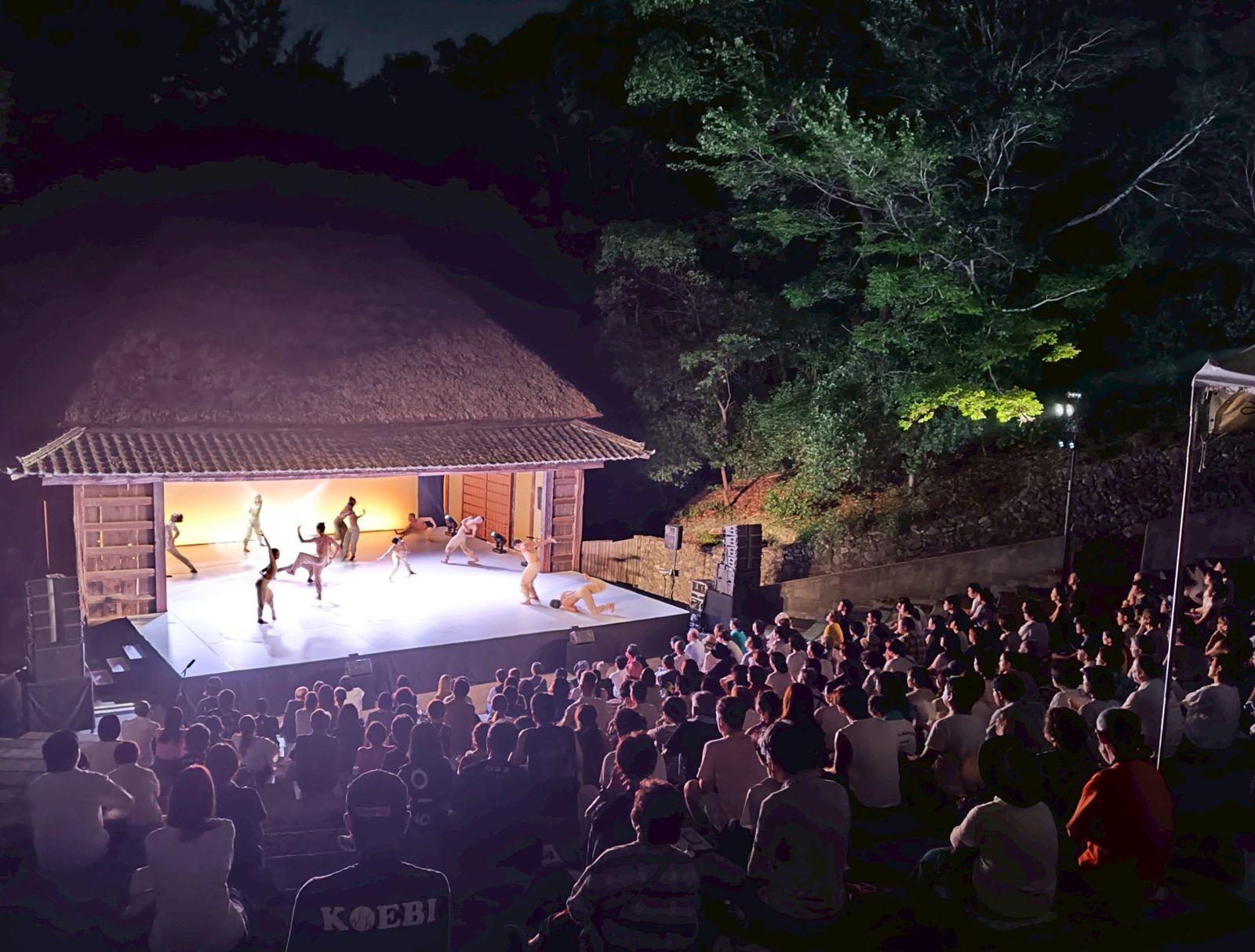 雲門舞集首登瀨戶內藝術祭 百年歌舞伎舞台伴暮色演出《定光》