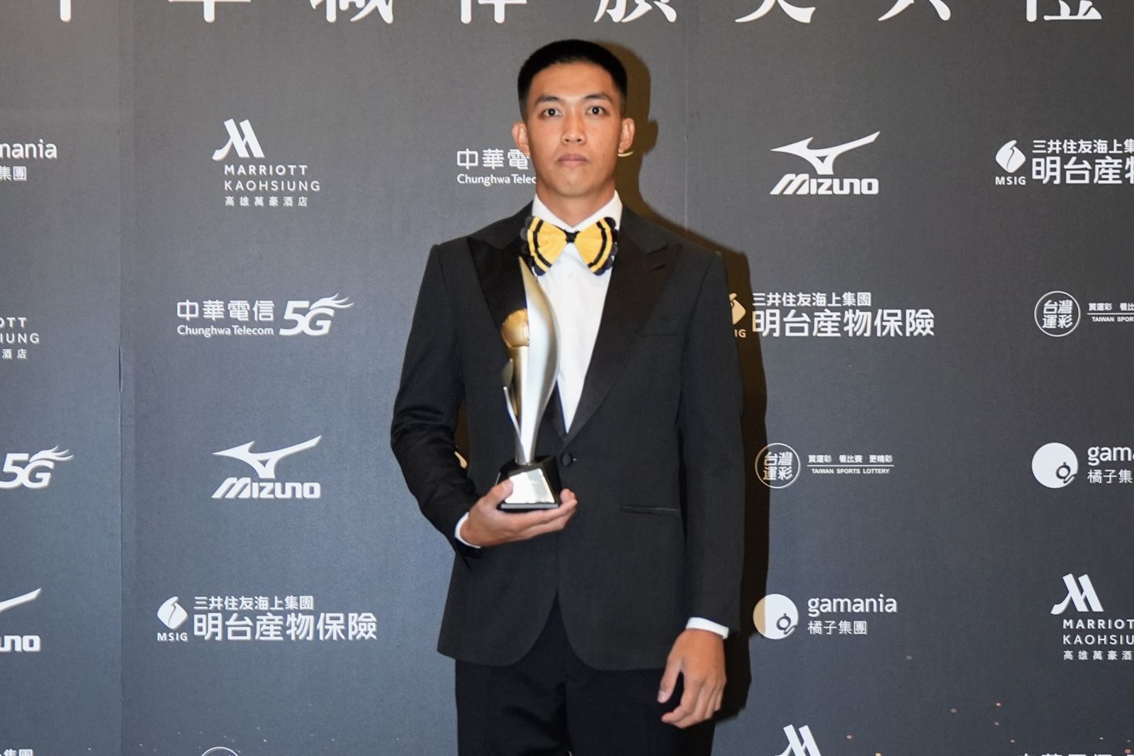 一生一次的榮耀!林詩翔成中職首位新人救援王 「Takao給我一對翅膀」