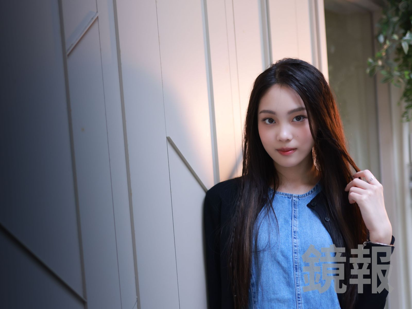 鄭馥儀從小就喜歡跟著CD演唱,也喜歡參加各種比賽。劉耀勻攝