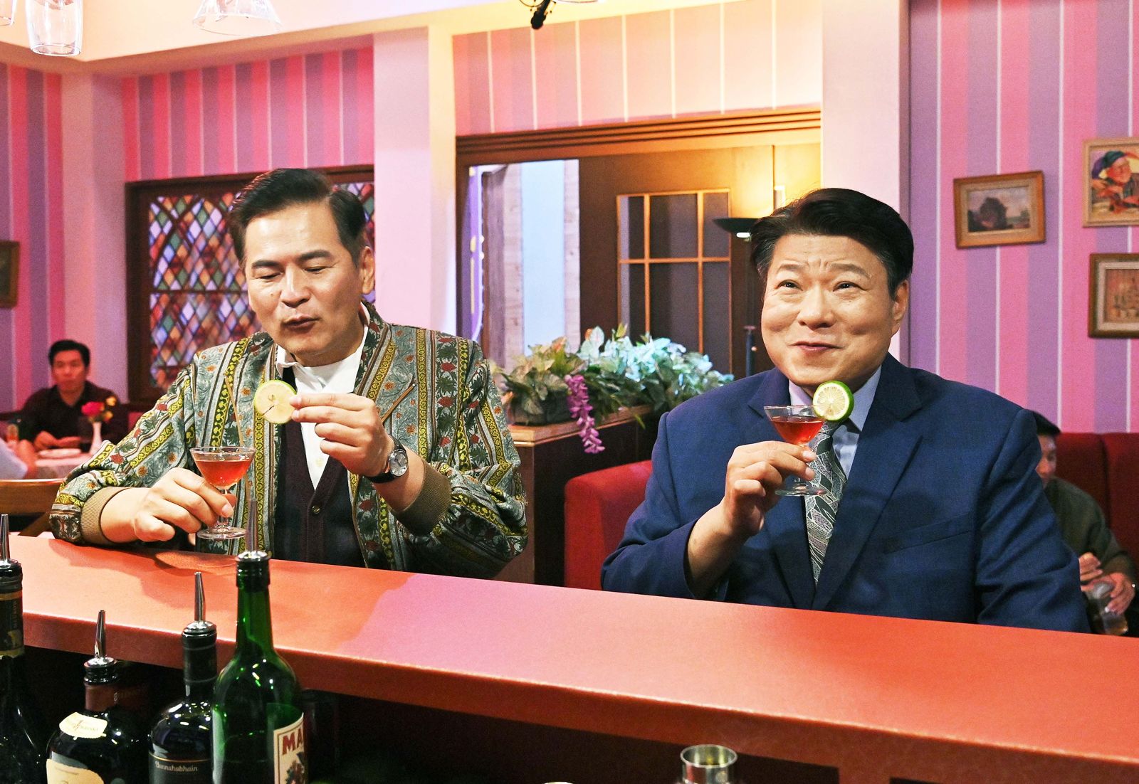 馬國賢上酒吧虧小姐：酒跟妳一樣甜　一轉頭驚見「老婆」來逮人！當場樂極生悲