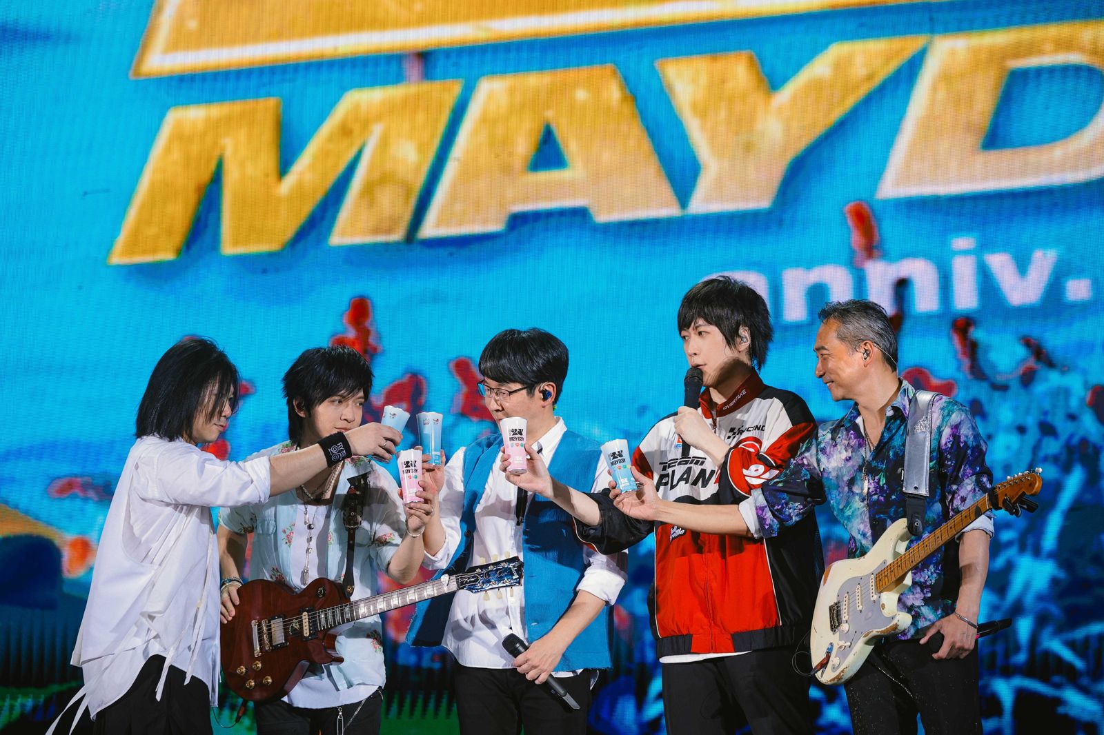 北京熱到像55度！五月天冠佑愛女登鳥巢暖場「一句話」替爸媽放閃