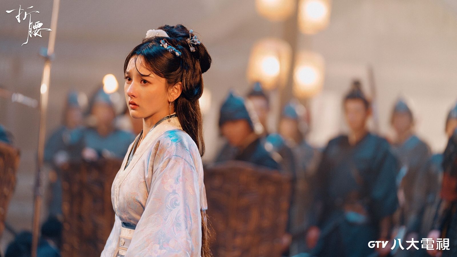 宋祖兒劇中嫁到敵國，以化解世仇。八大提供