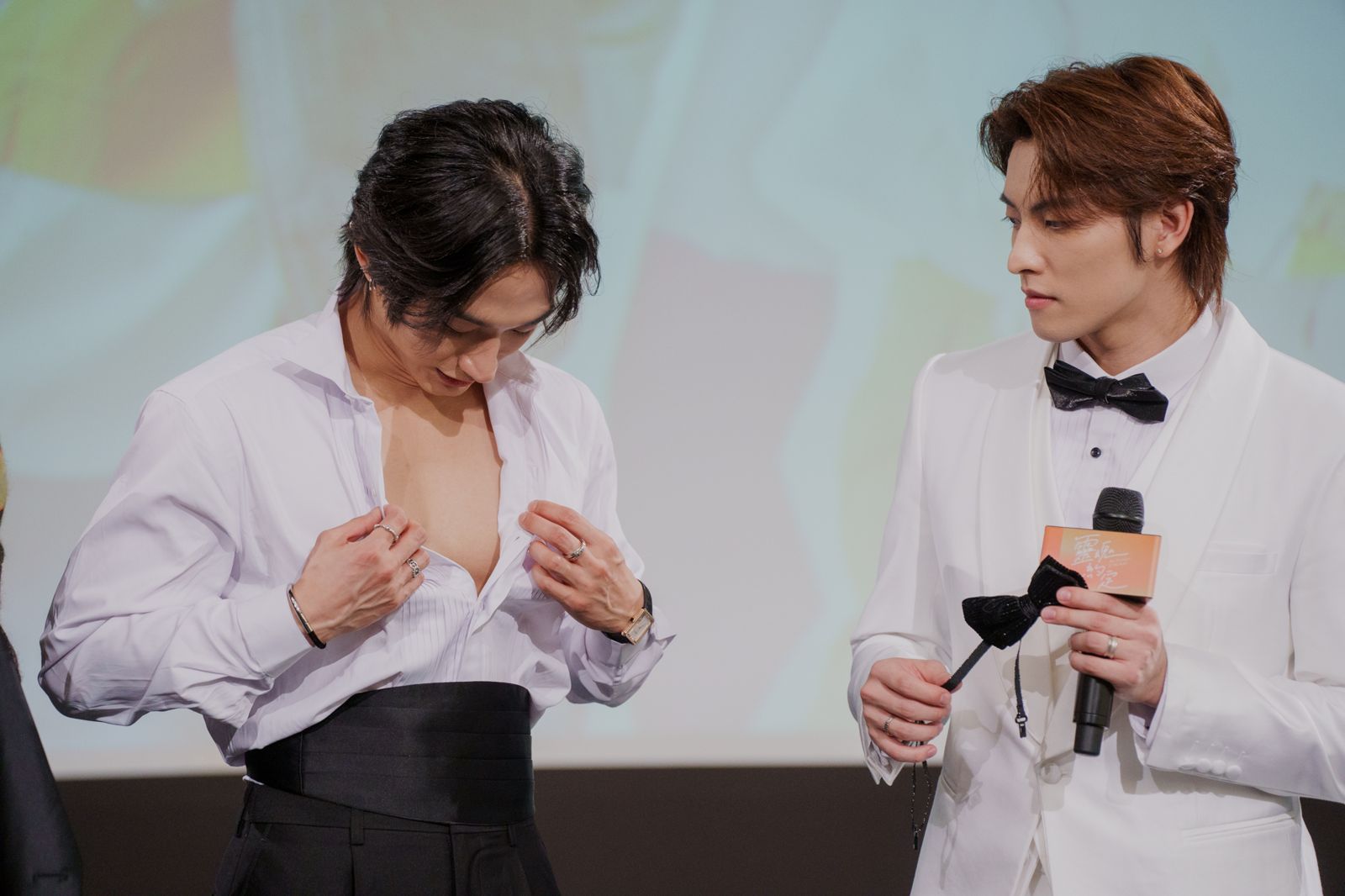 《靈魂約定》見面會甜炸　王智騫脫衣寵粉、范麒智哽咽告白