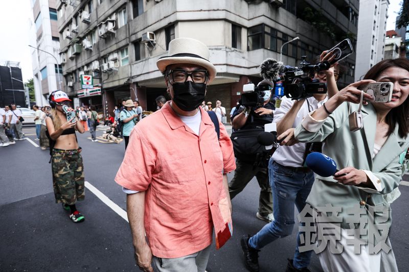 蔡康永現身沈伯洋競總成立大會！被問會去蔣萬安場子嗎？　他思考後回答了